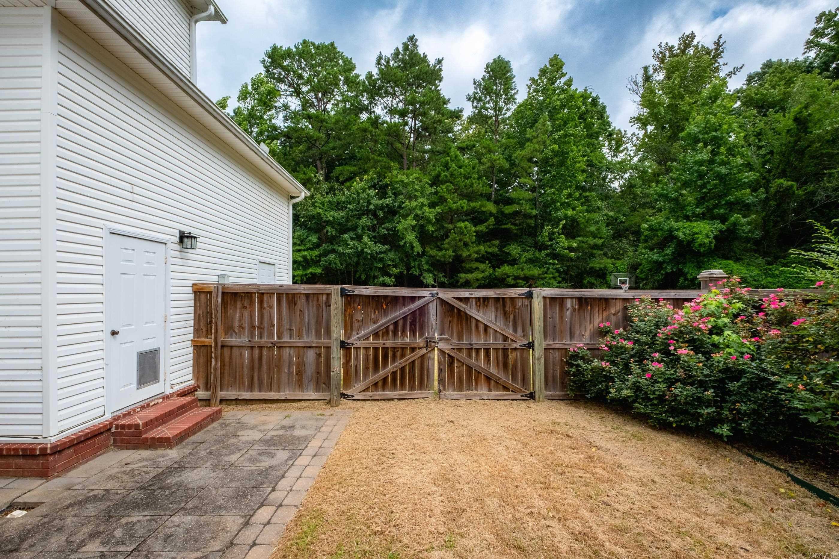 23 Deerberry Forest  Little Rock, AR