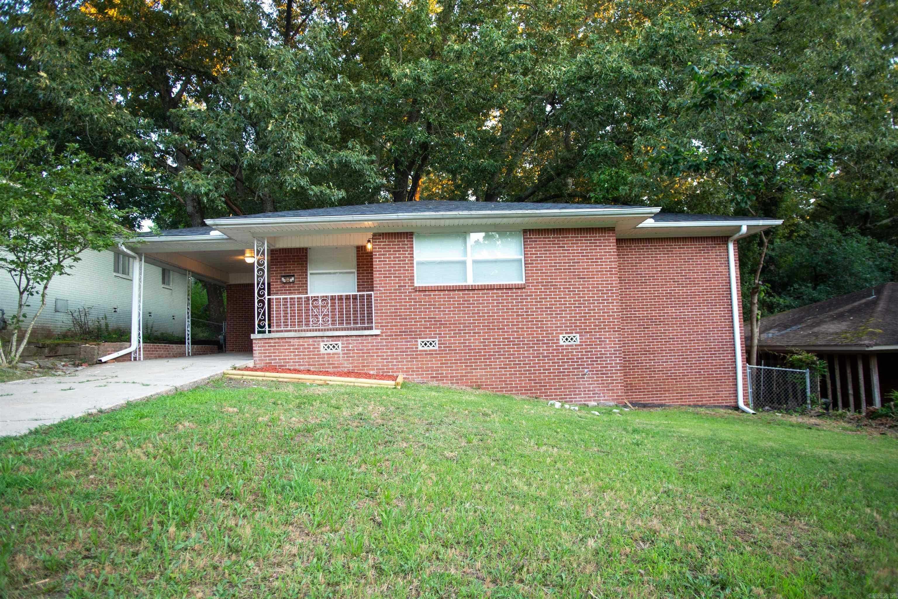 6905 W 34th  Little Rock, AR