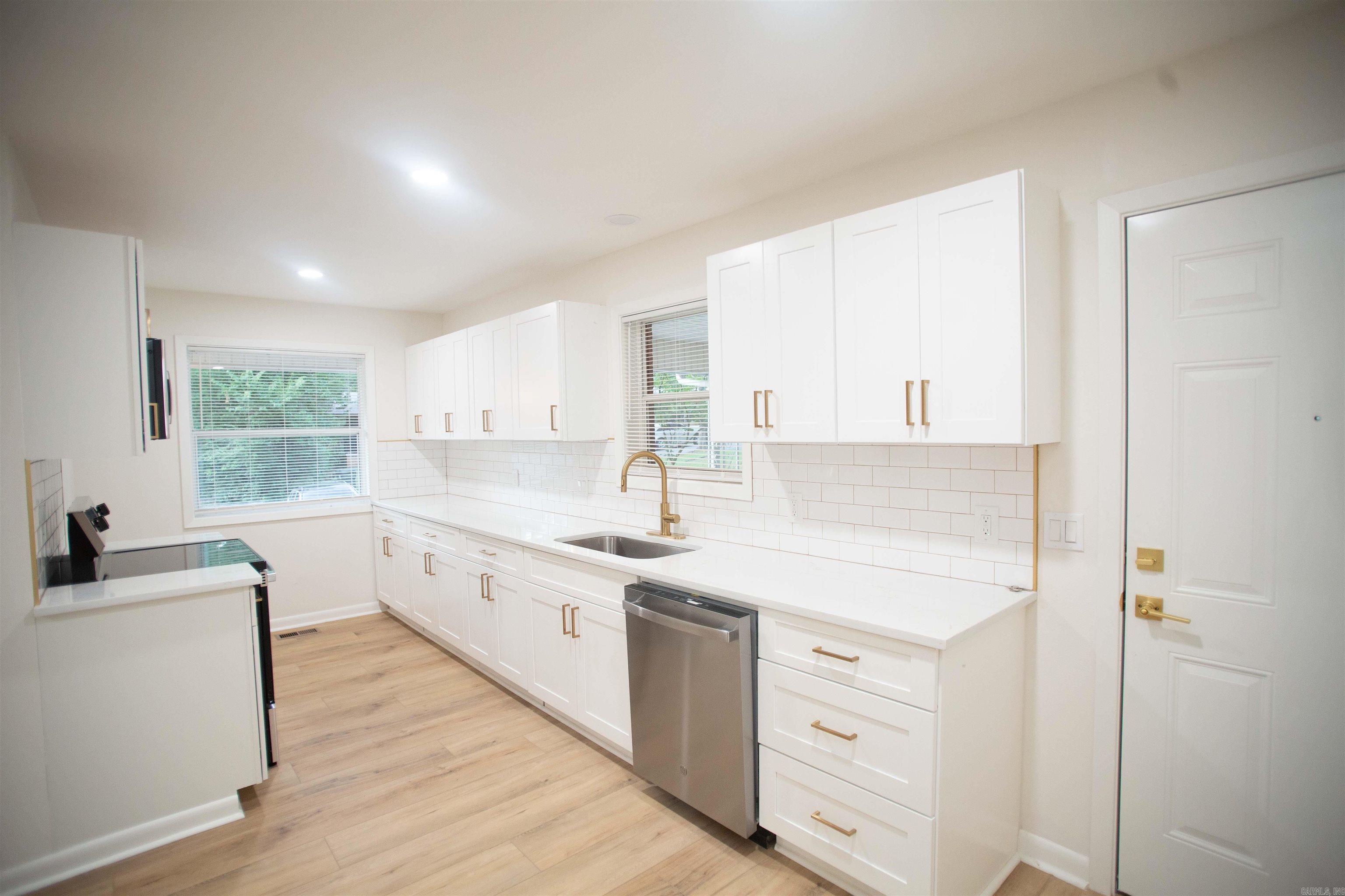 6905 W 34th  Little Rock, AR