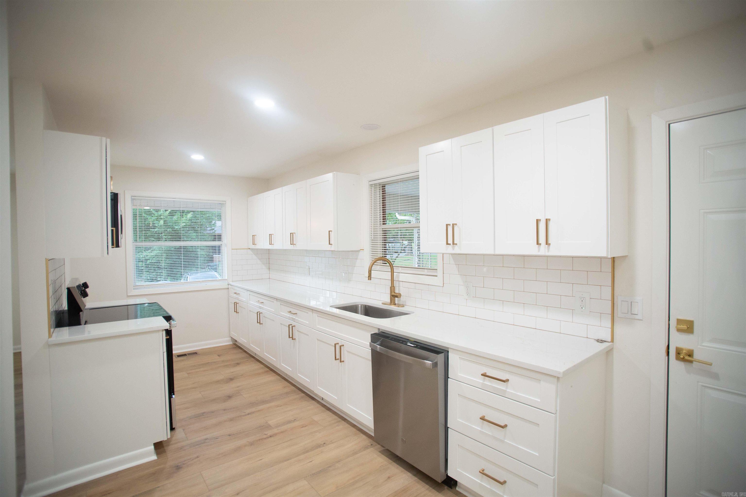 6905 W 34th  Little Rock, AR