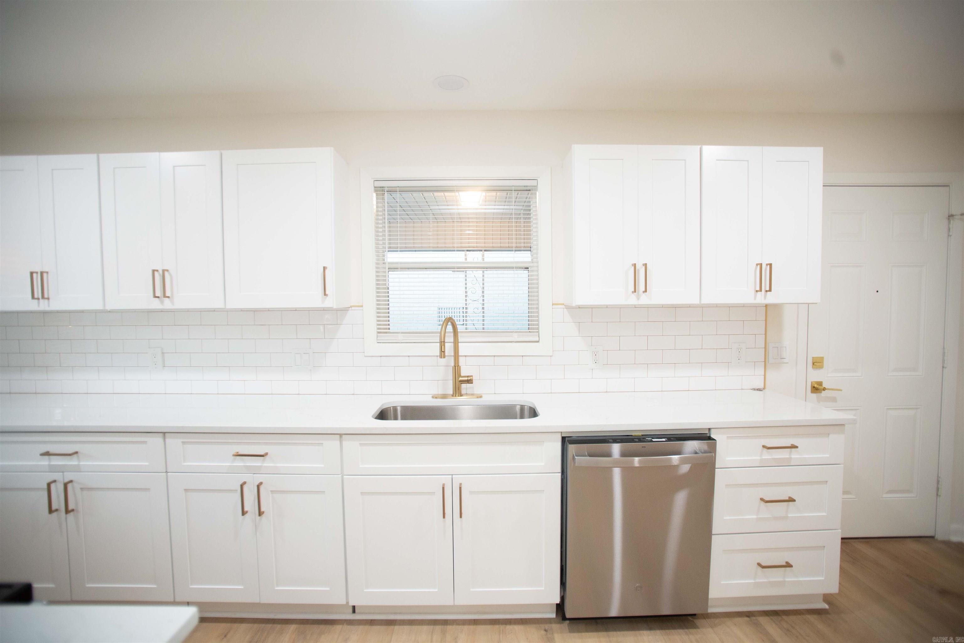 6905 W 34th  Little Rock, AR