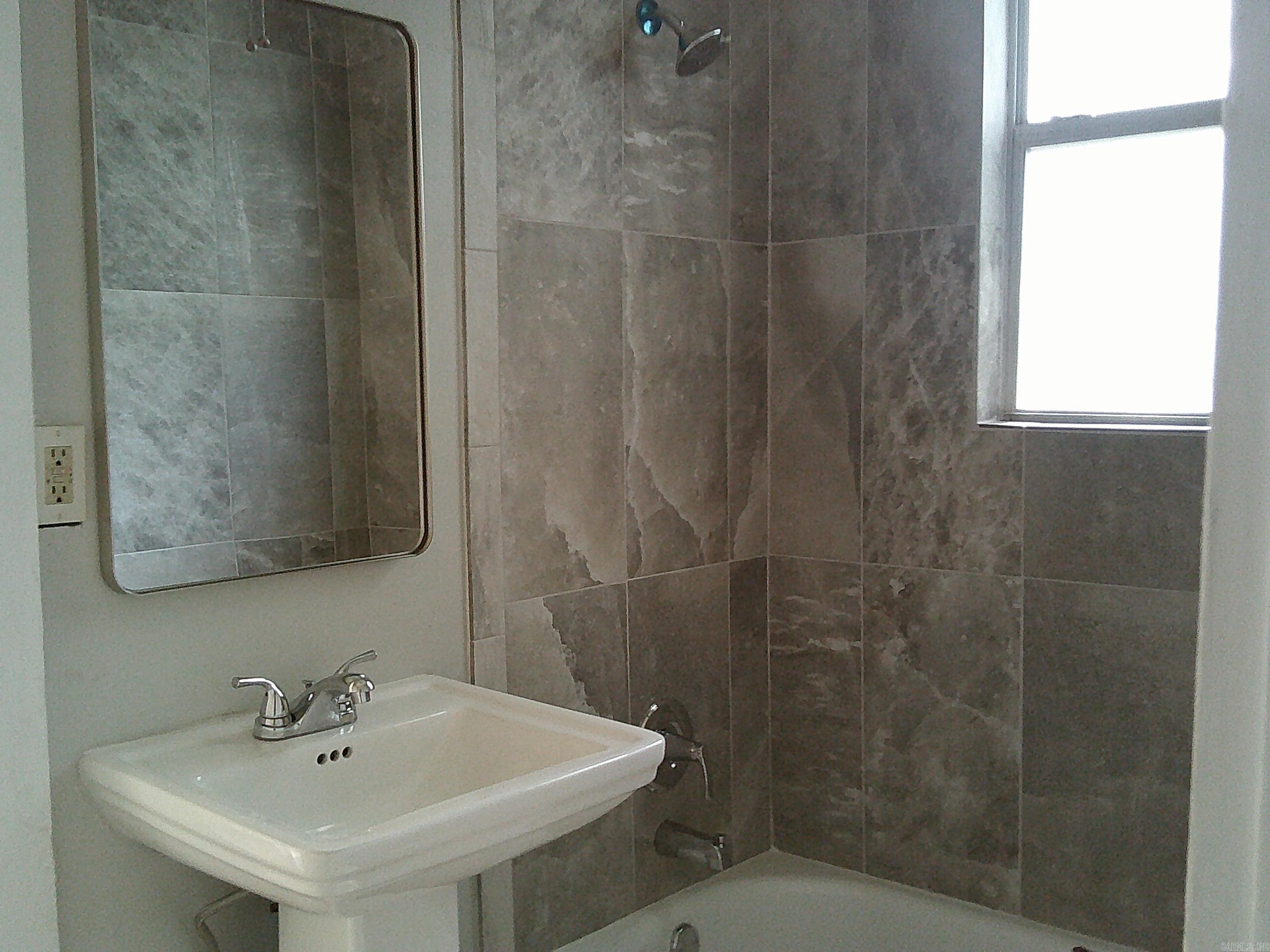 1005 Rector  Hot Springs, AR