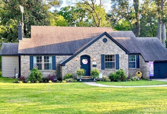 127 W Bolling  Monticello, AR