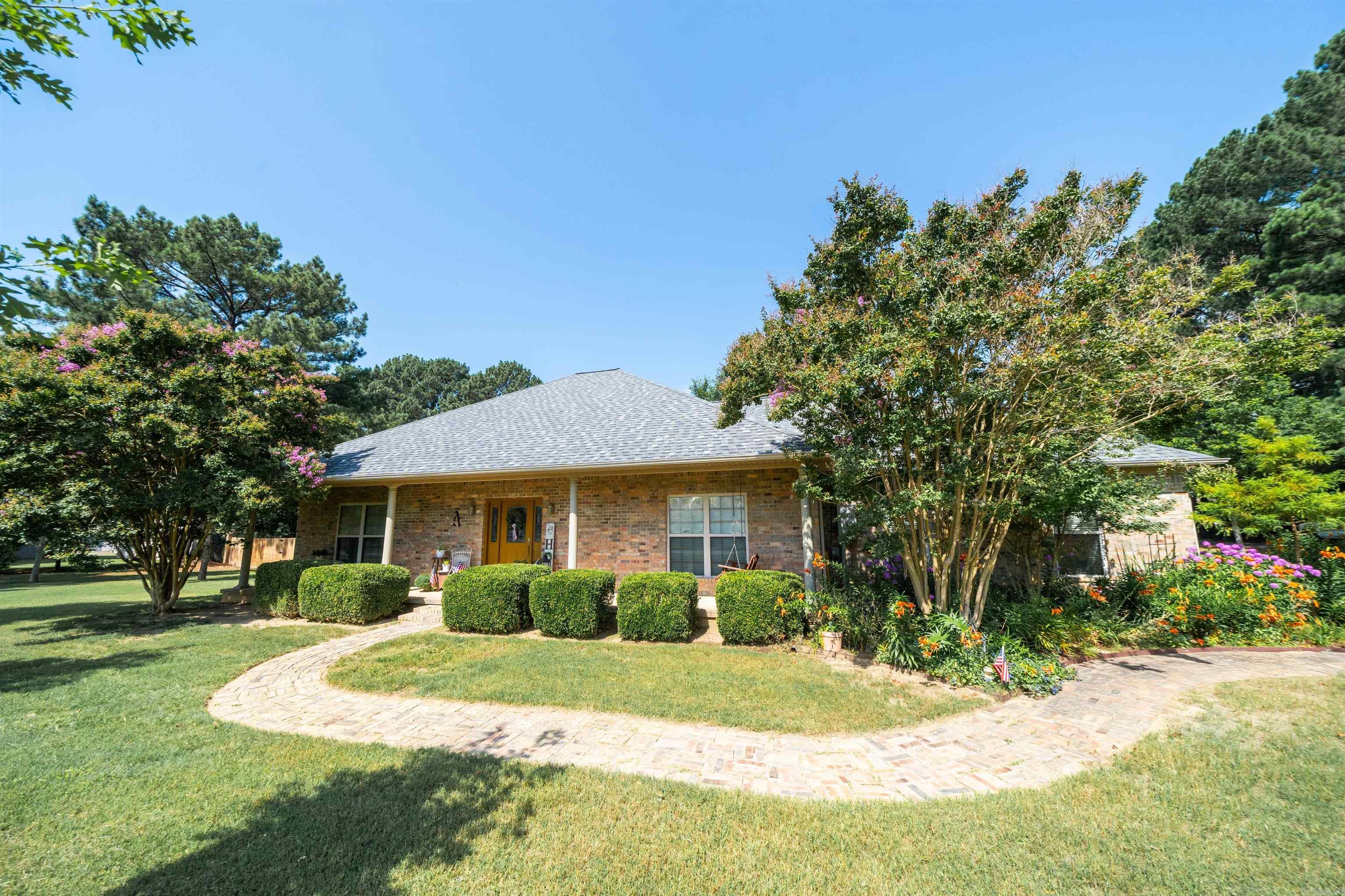 24 Sue  Conway, AR