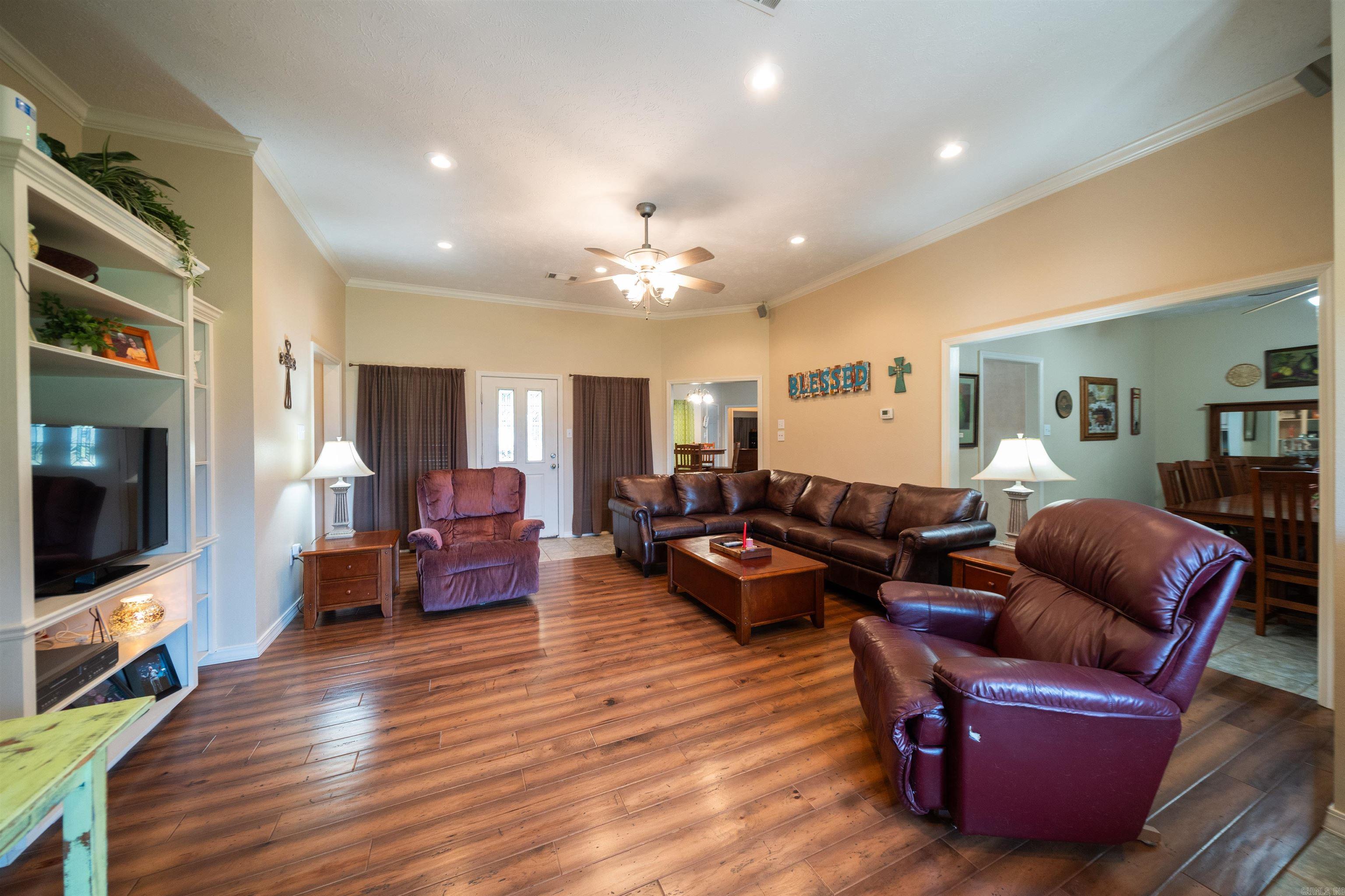 24 Sue  Conway, AR