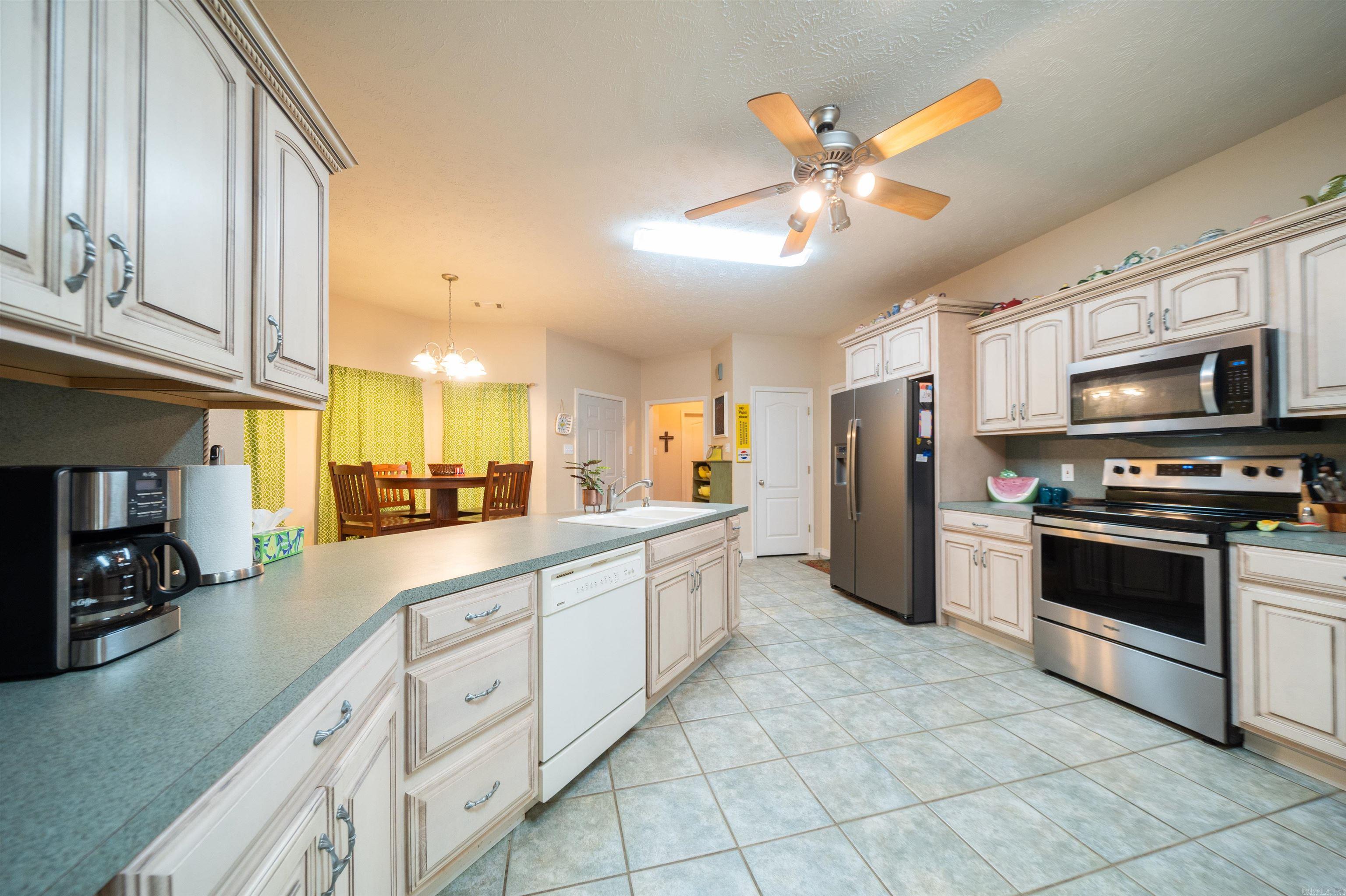 24 Sue  Conway, AR