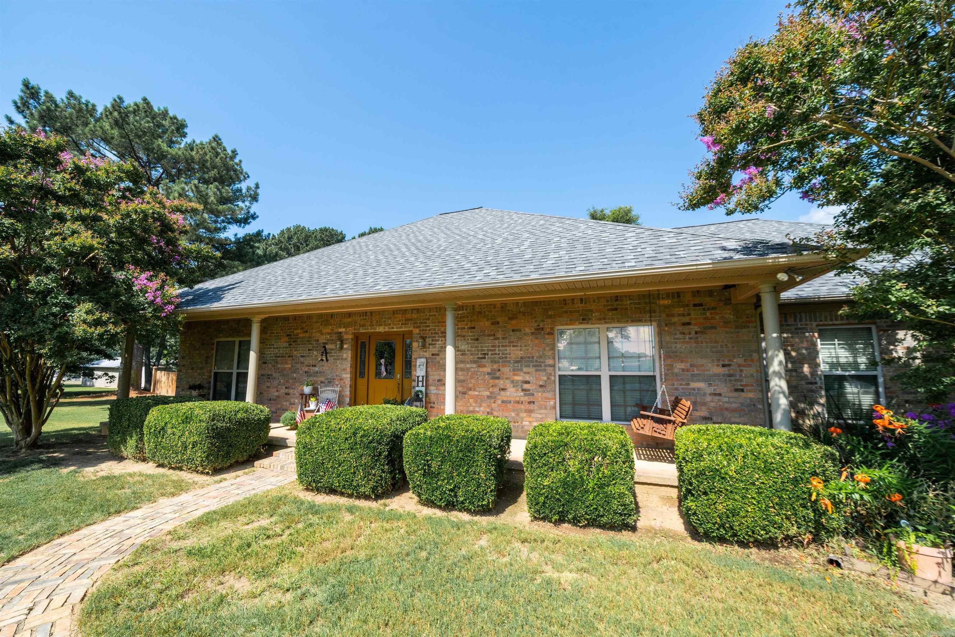 24 Sue  Conway, AR