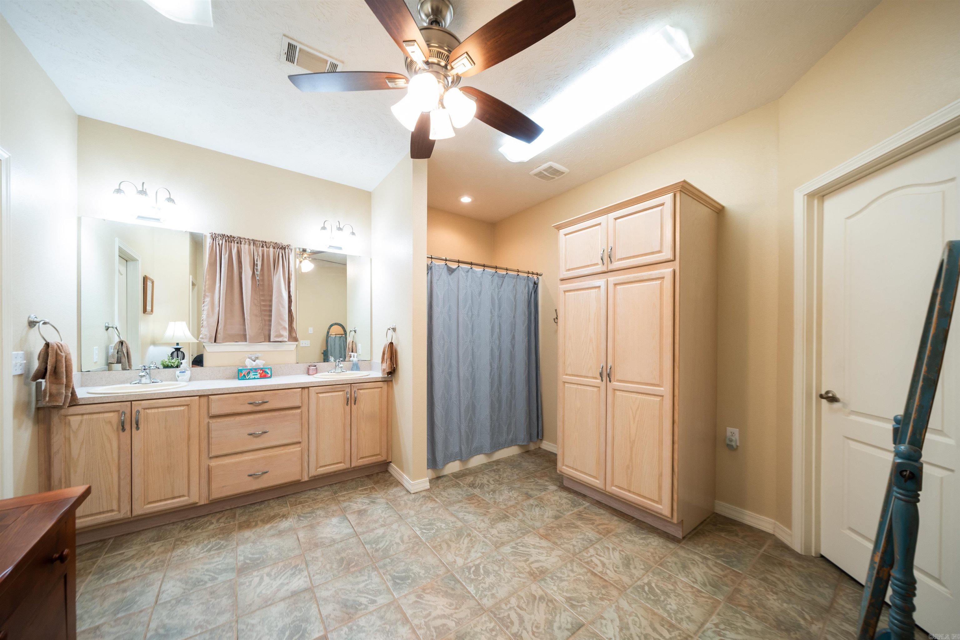 24 Sue  Conway, AR