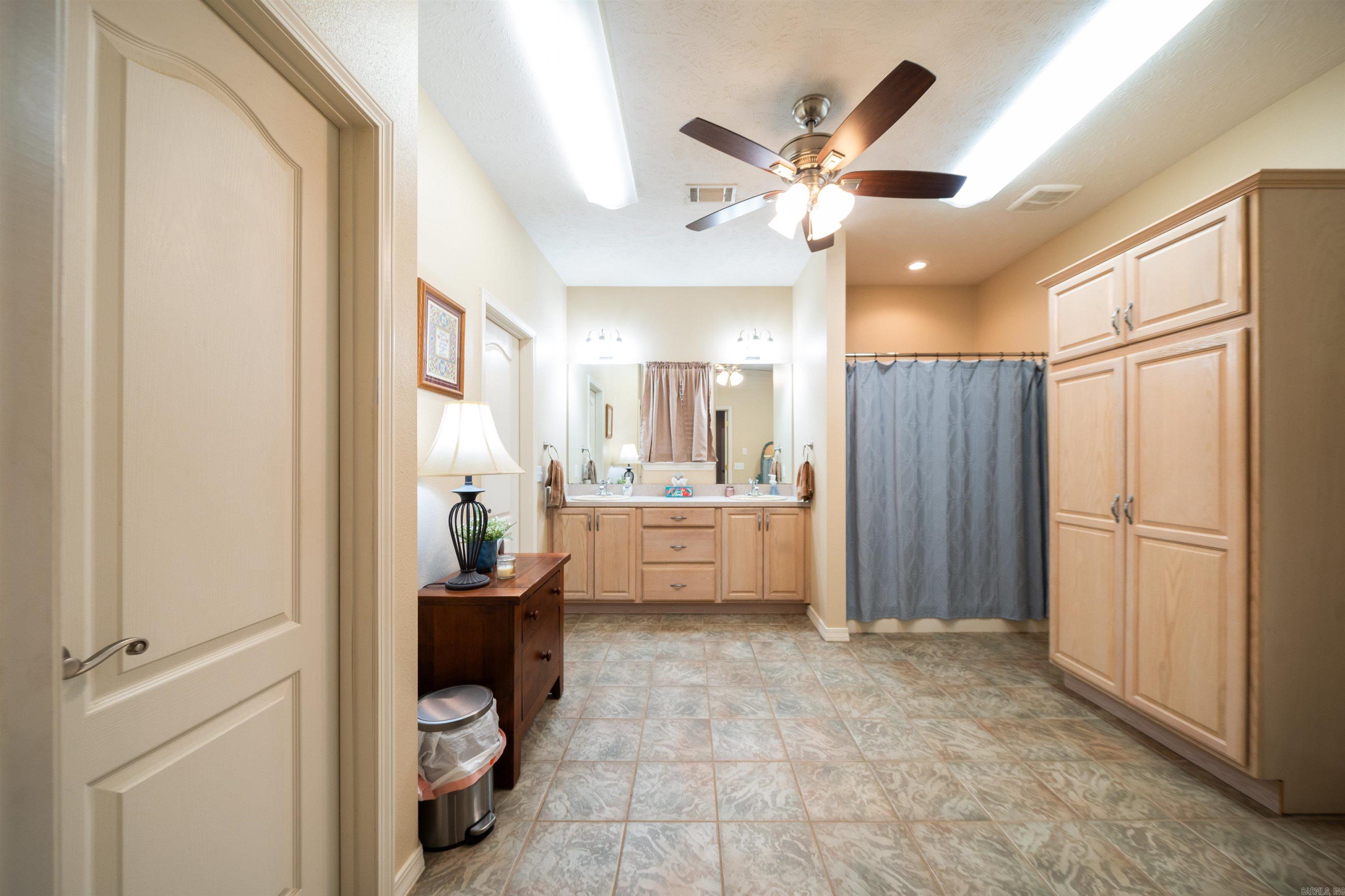 24 Sue  Conway, AR