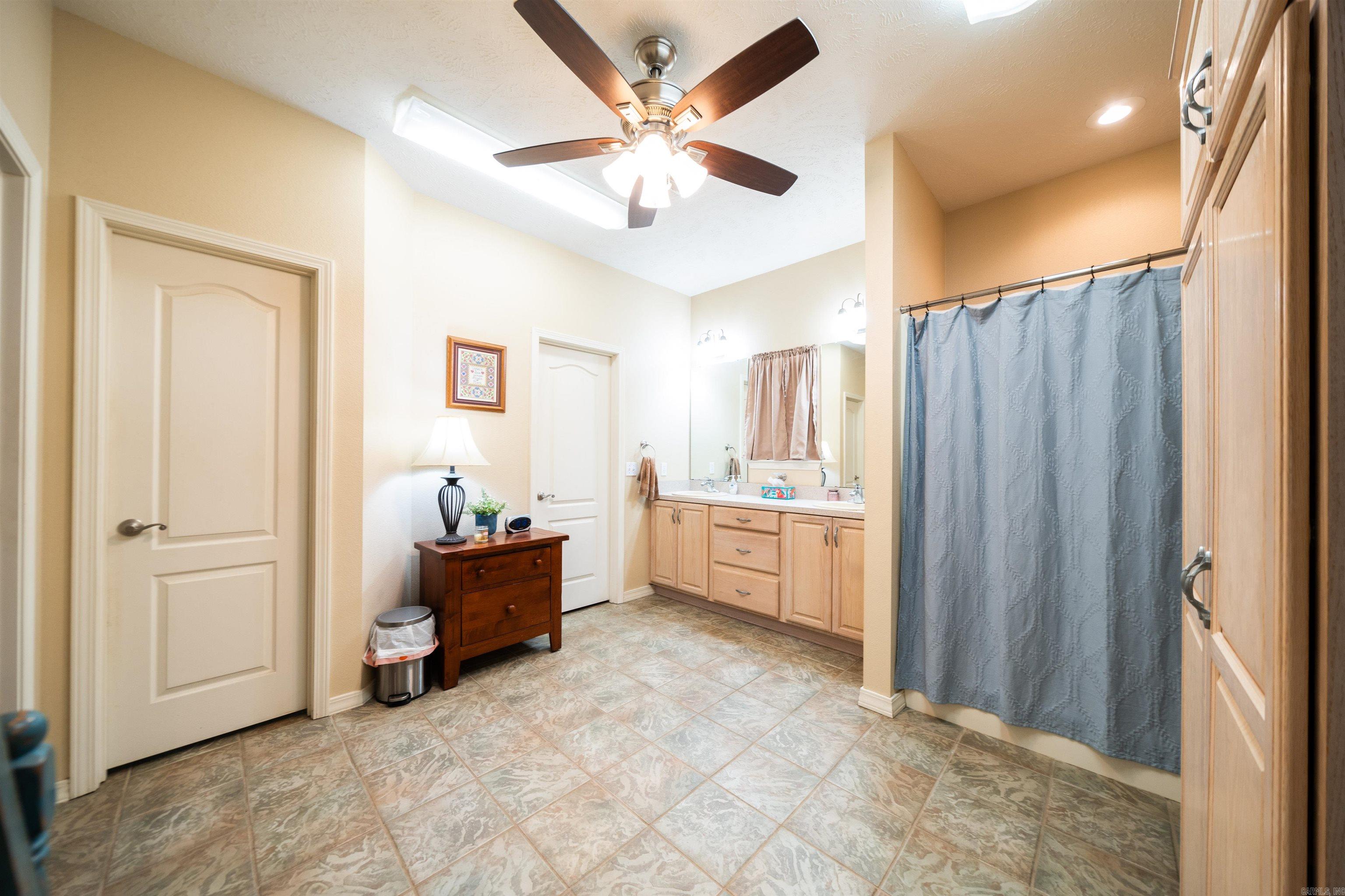 24 Sue  Conway, AR