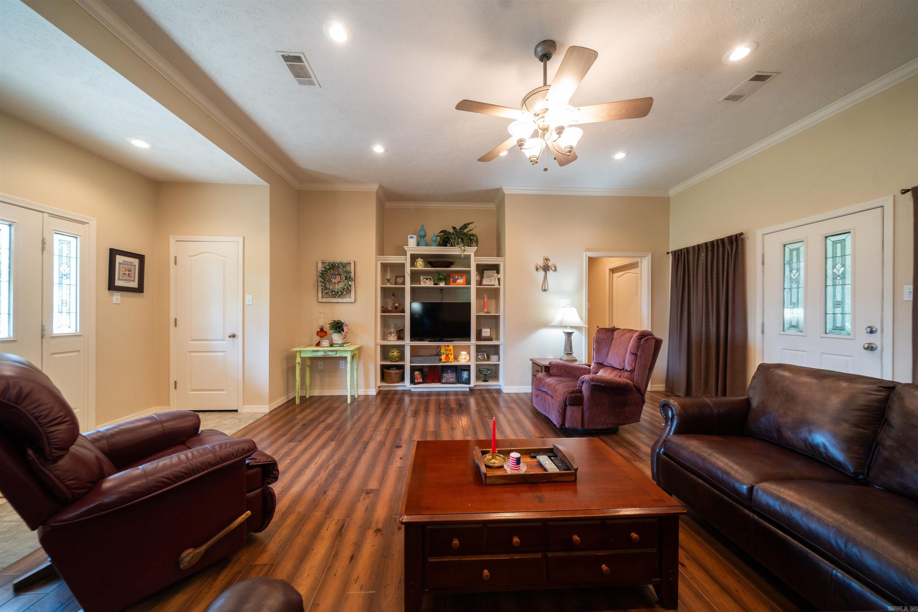 24 Sue  Conway, AR