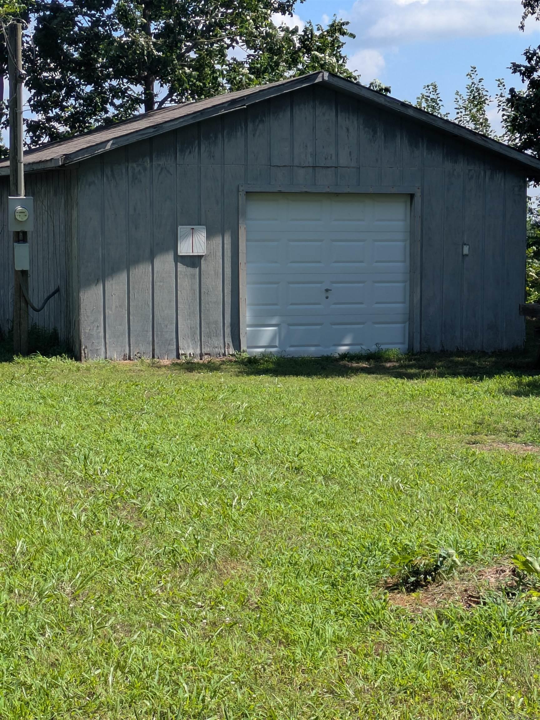 105 CR 660  Lake City, AR
