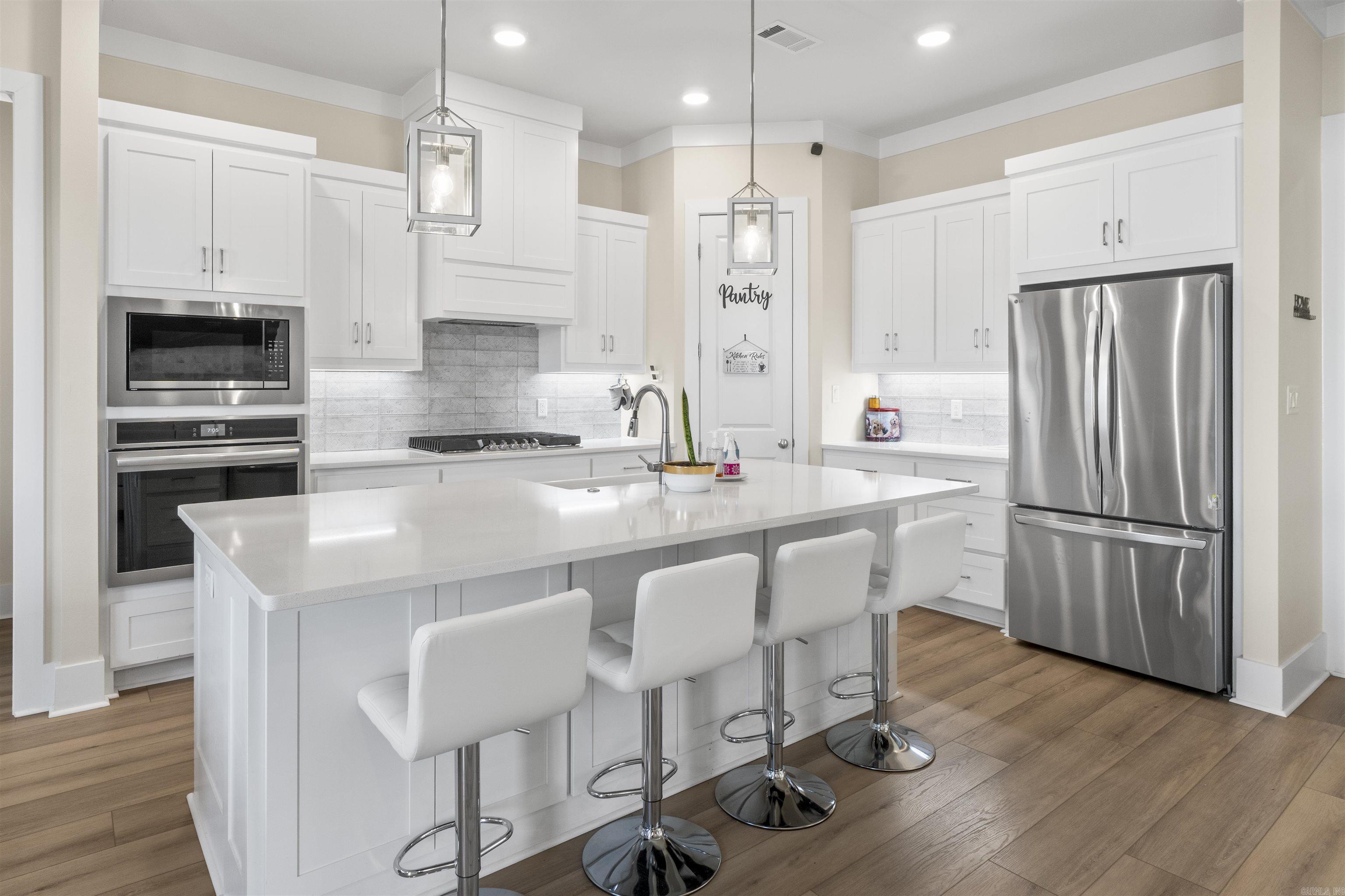 75 Lucia  Maumelle, AR