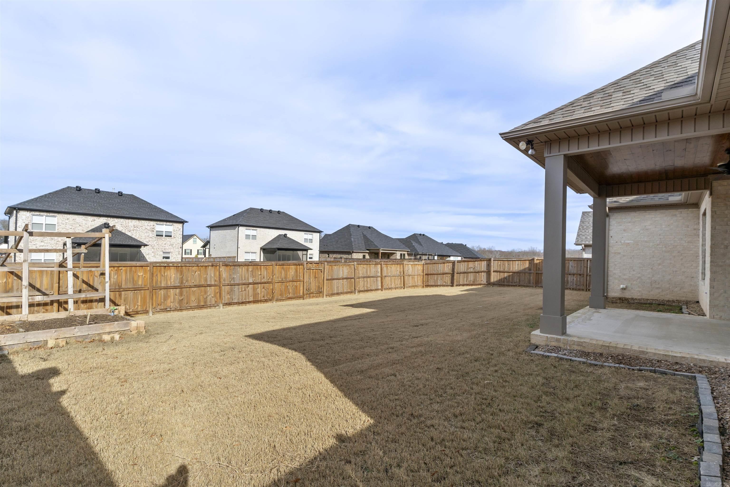 75 Lucia  Maumelle, AR