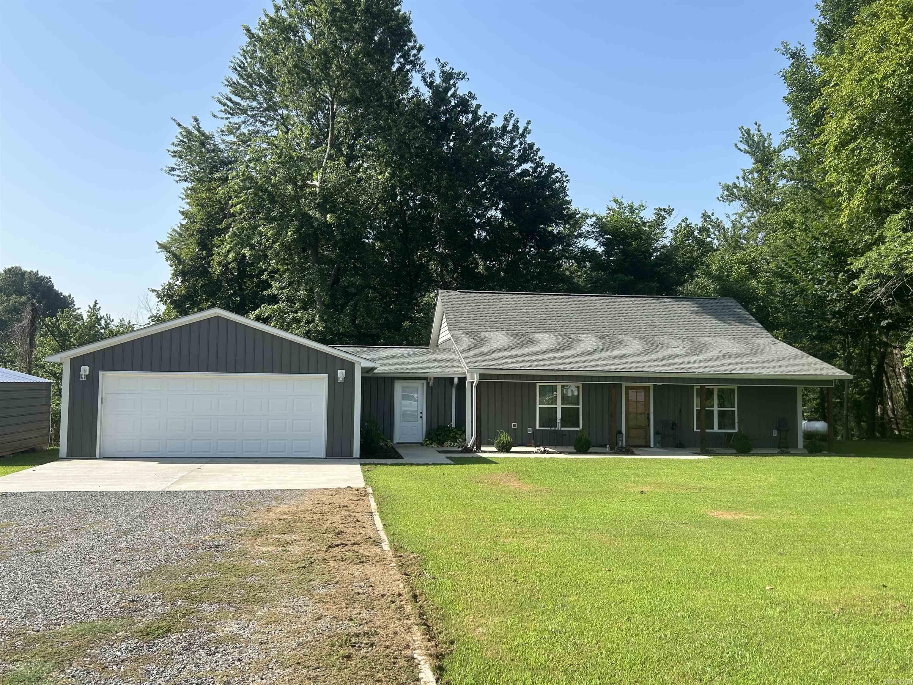 11 River Drive Estates North  Pangburn, AR