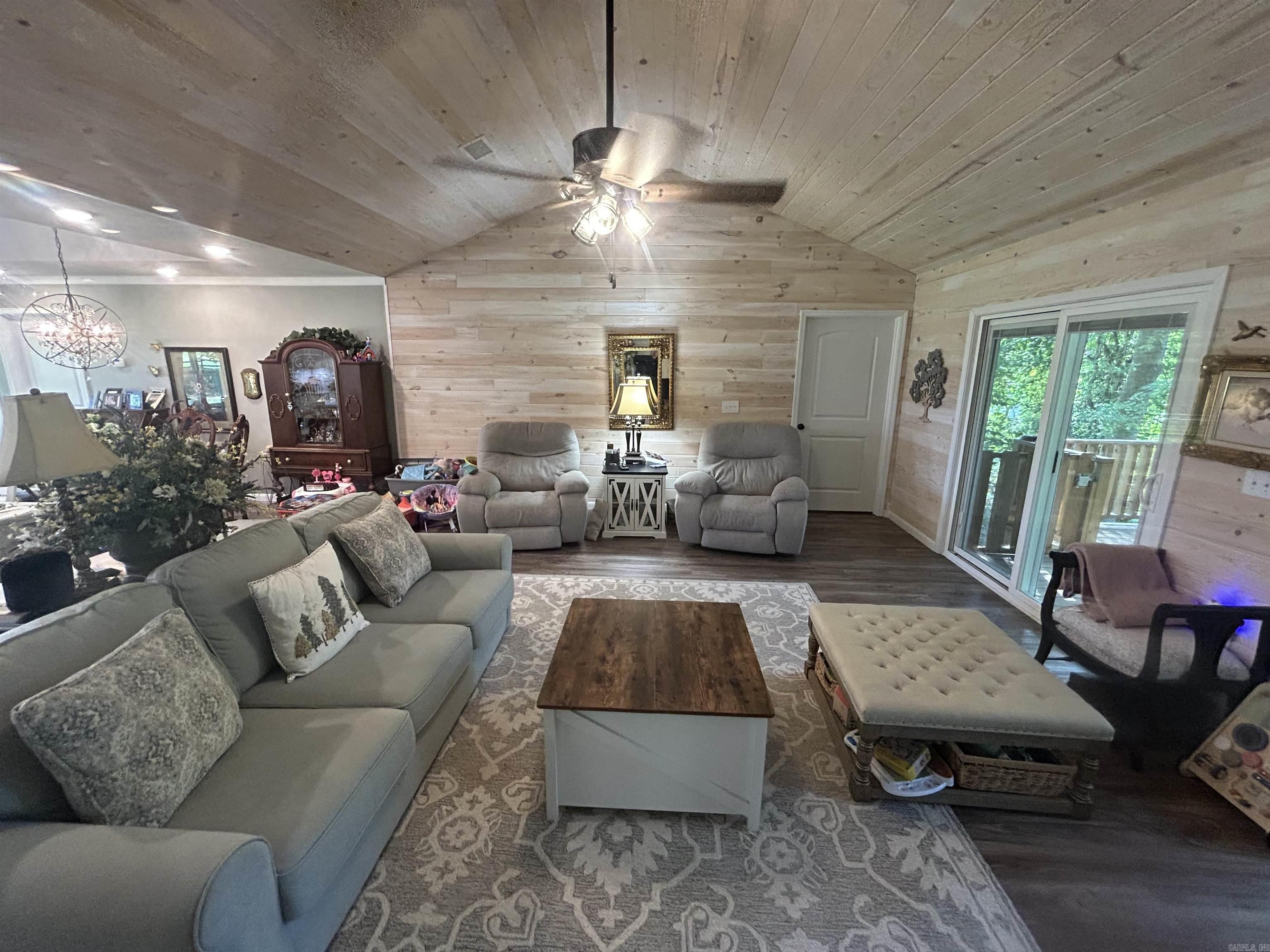 11 River Drive Estates North  Pangburn, AR