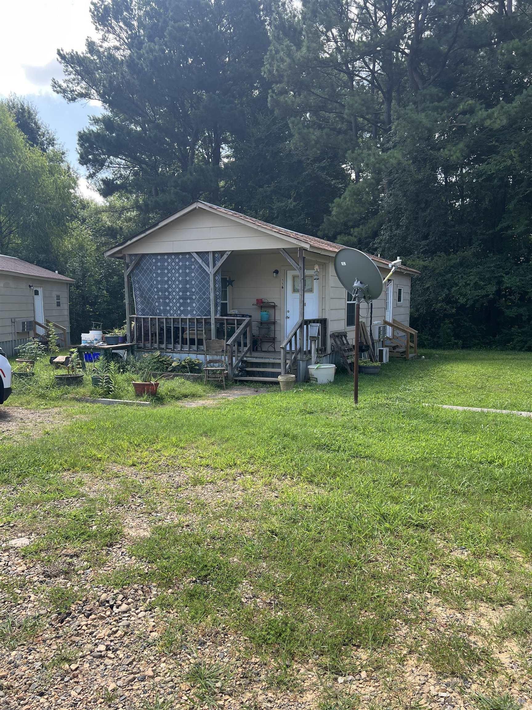 901 E Collin Raye  De Queen, AR