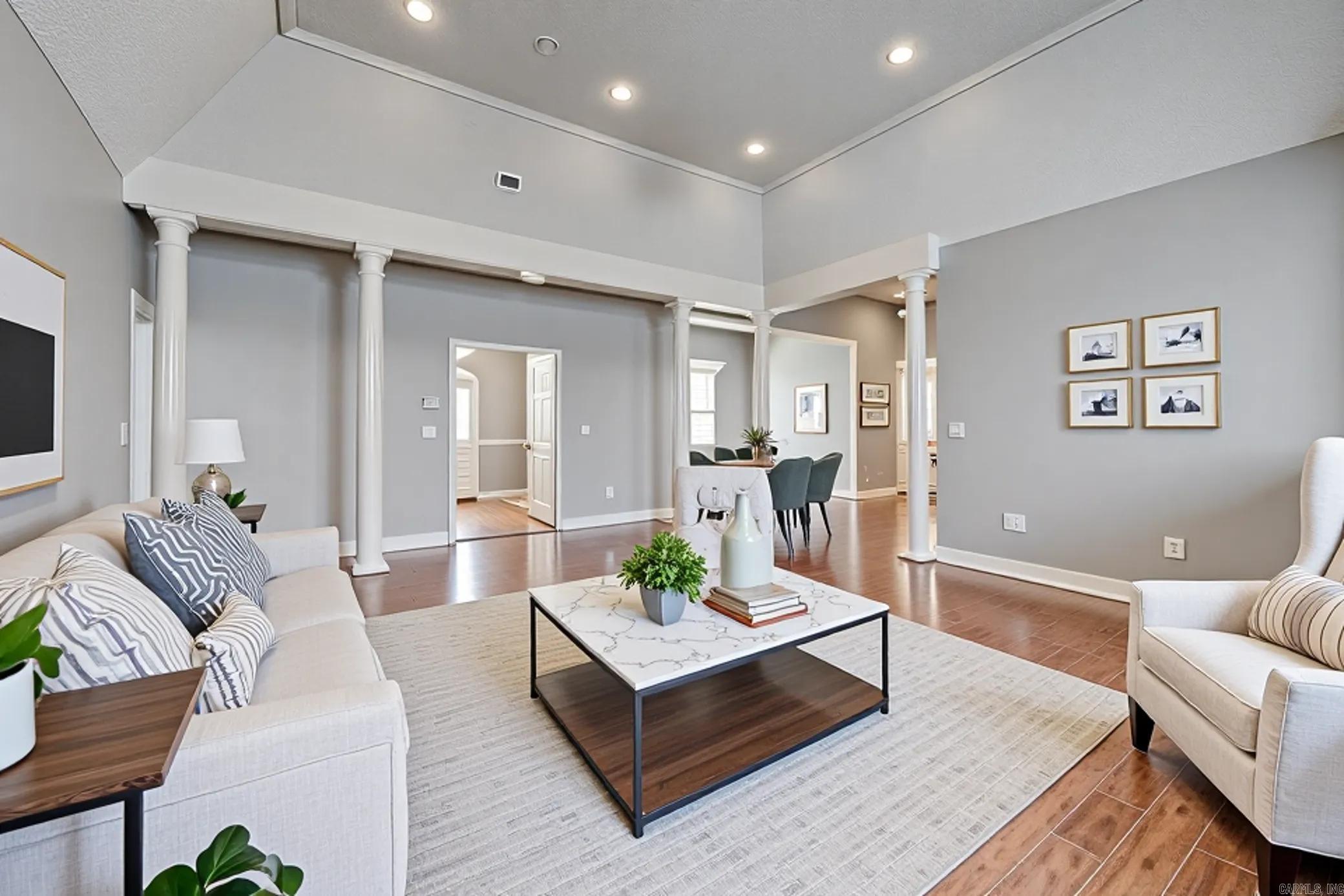 17 Ozark  Greenbrier, AR