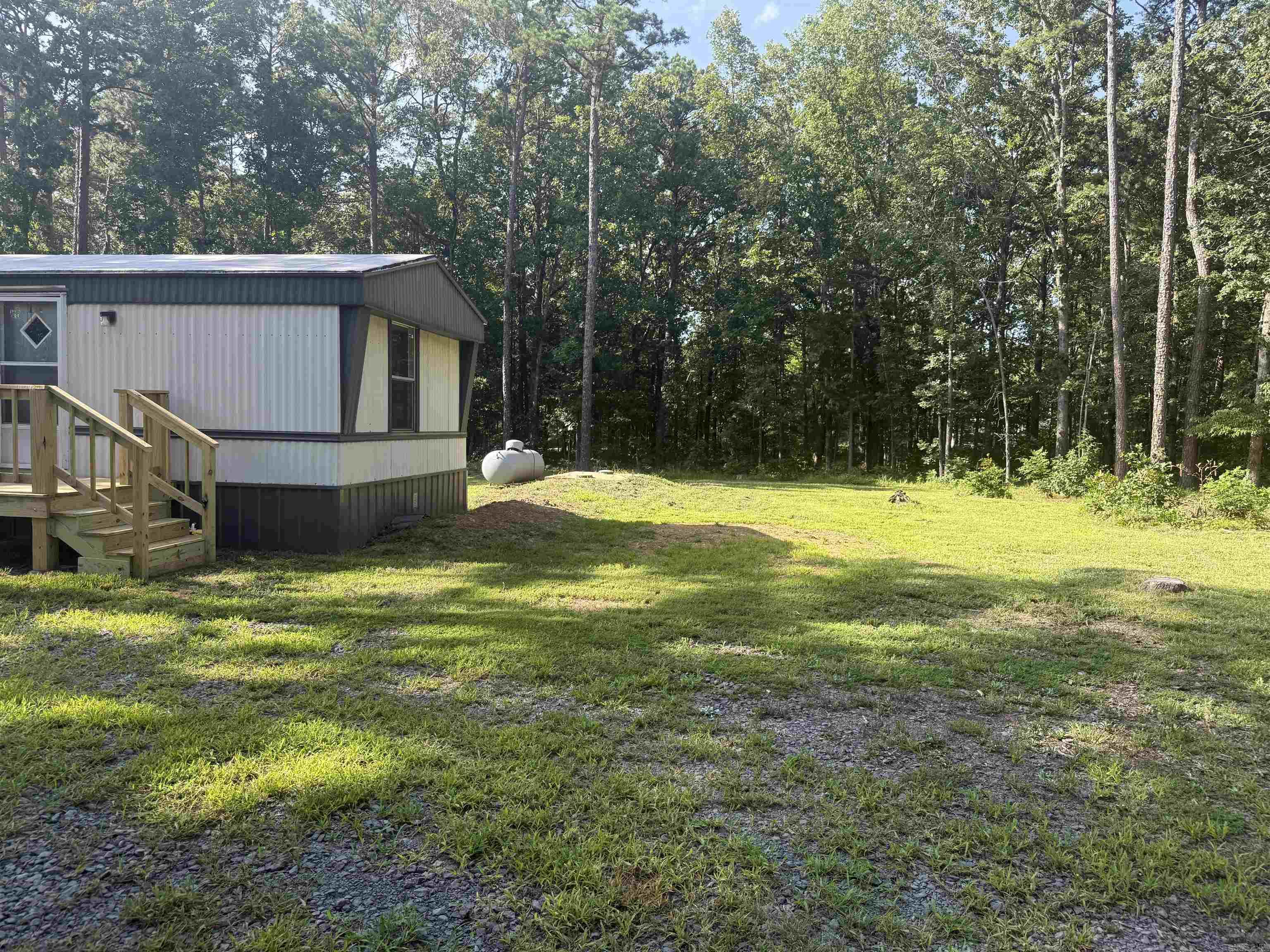 75 Howard Road  Greers Ferry, AR