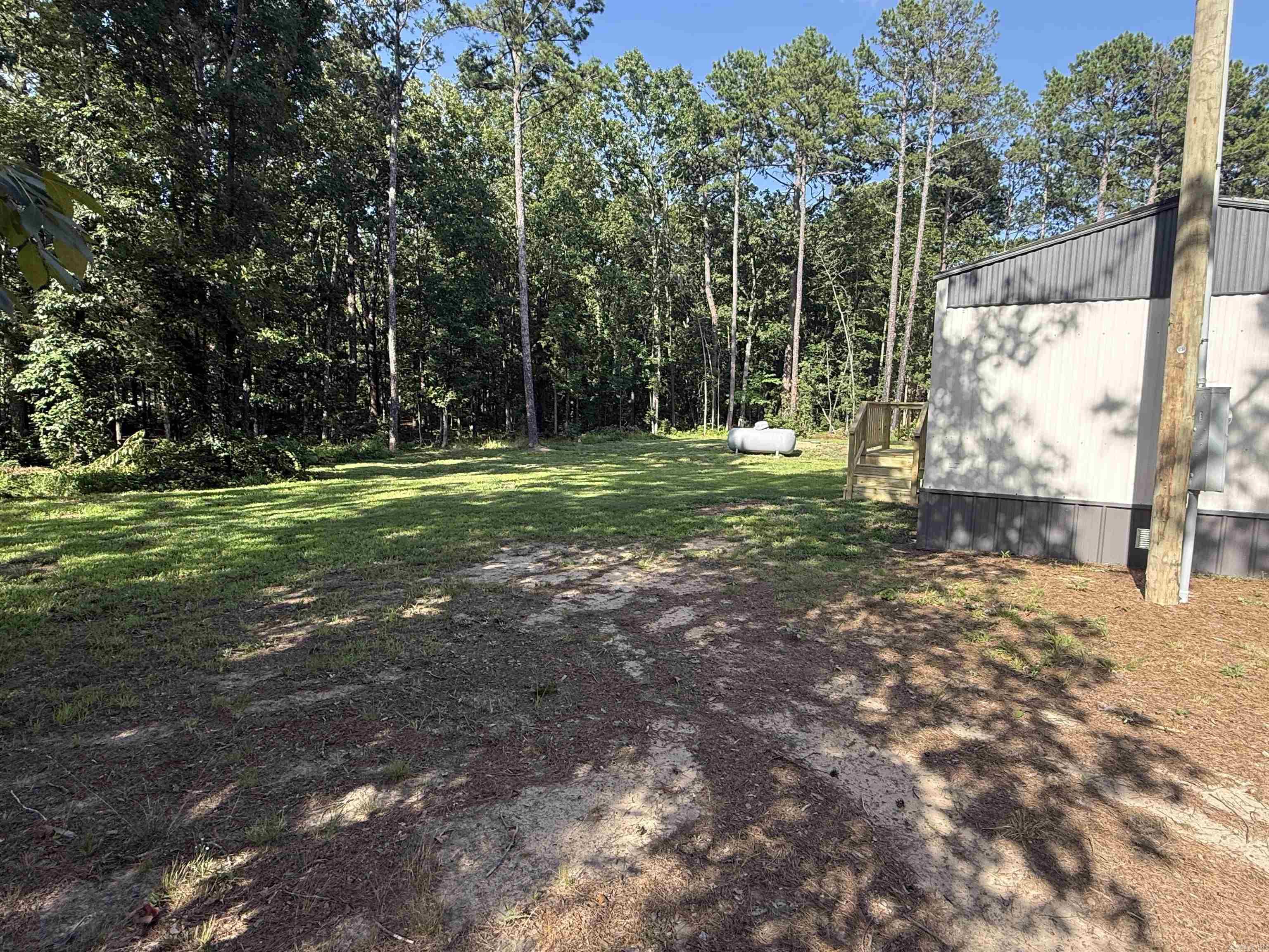 75 Howard Road  Greers Ferry, AR