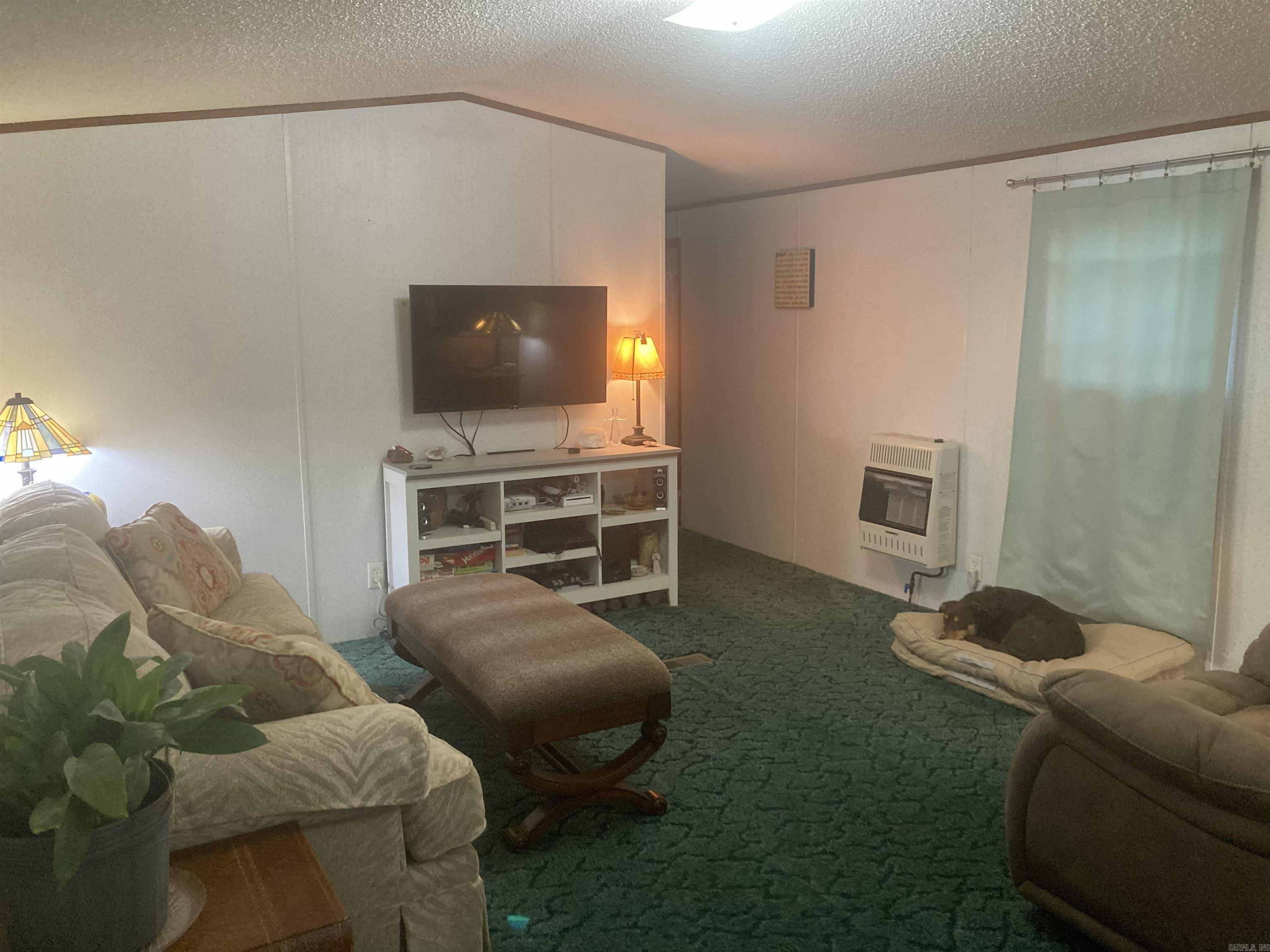 75 Howard Road  Greers Ferry, AR