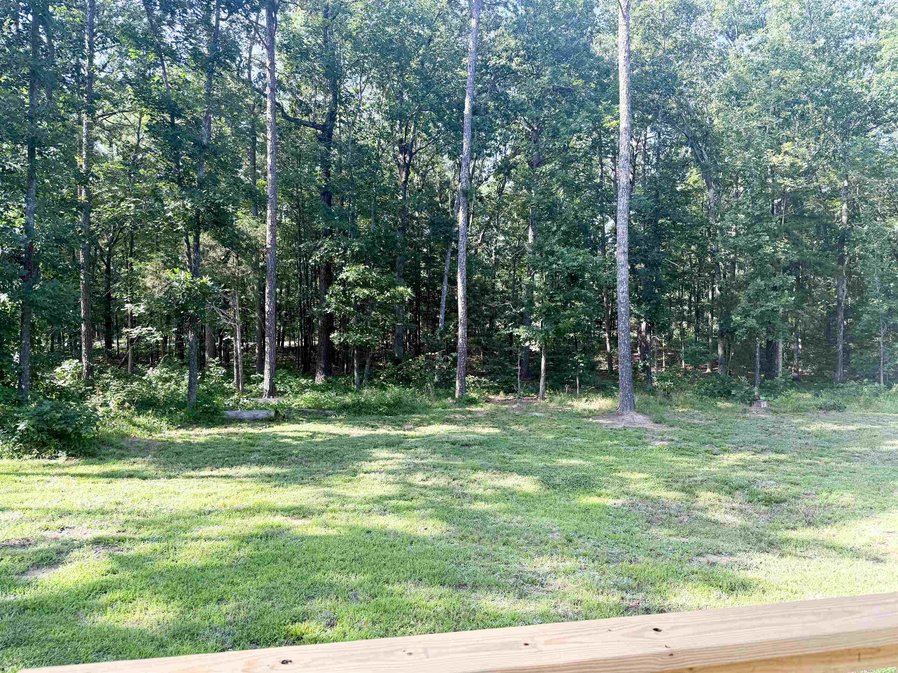 75 Howard Road  Greers Ferry, AR