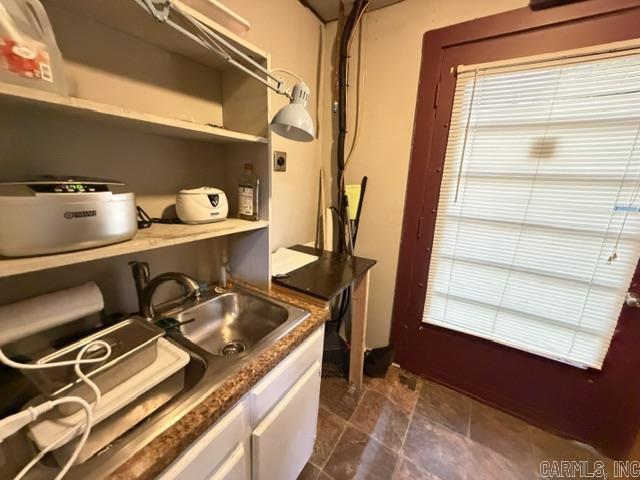 10 W 2nd  Ward, AR