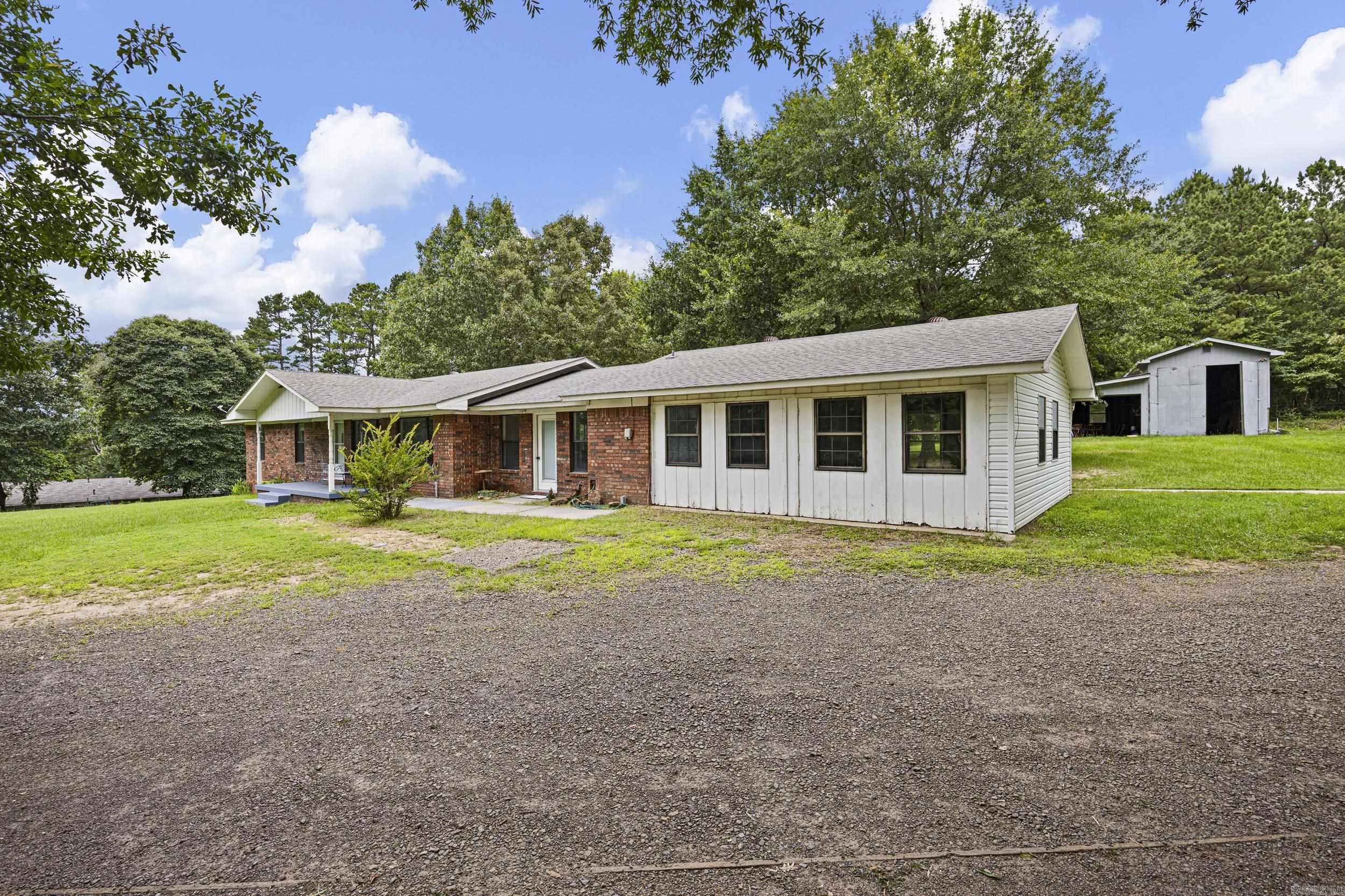 826 E 164  Dover, AR