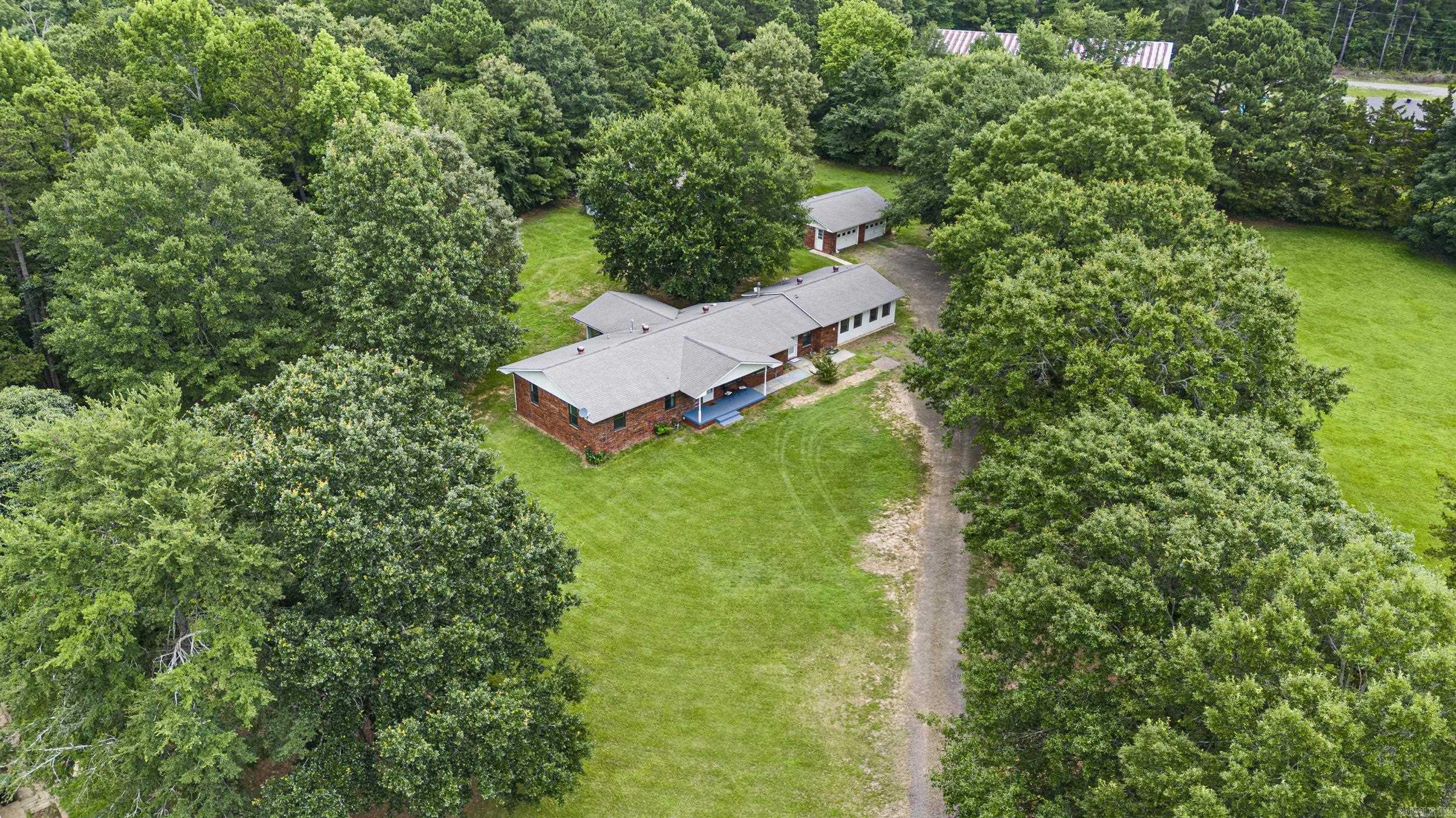 826 E 164  Dover, AR