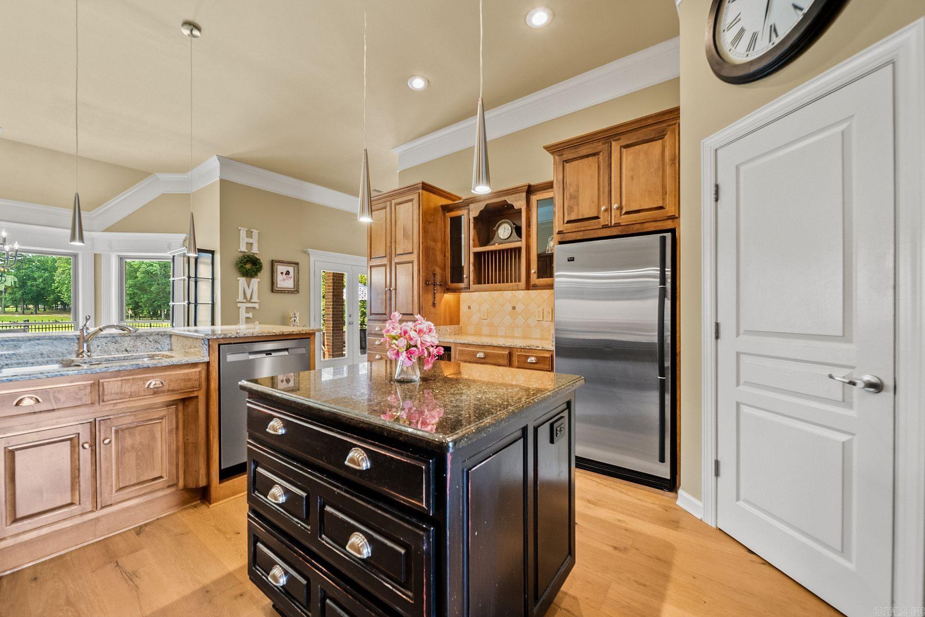 127 Grenoble  Maumelle, AR