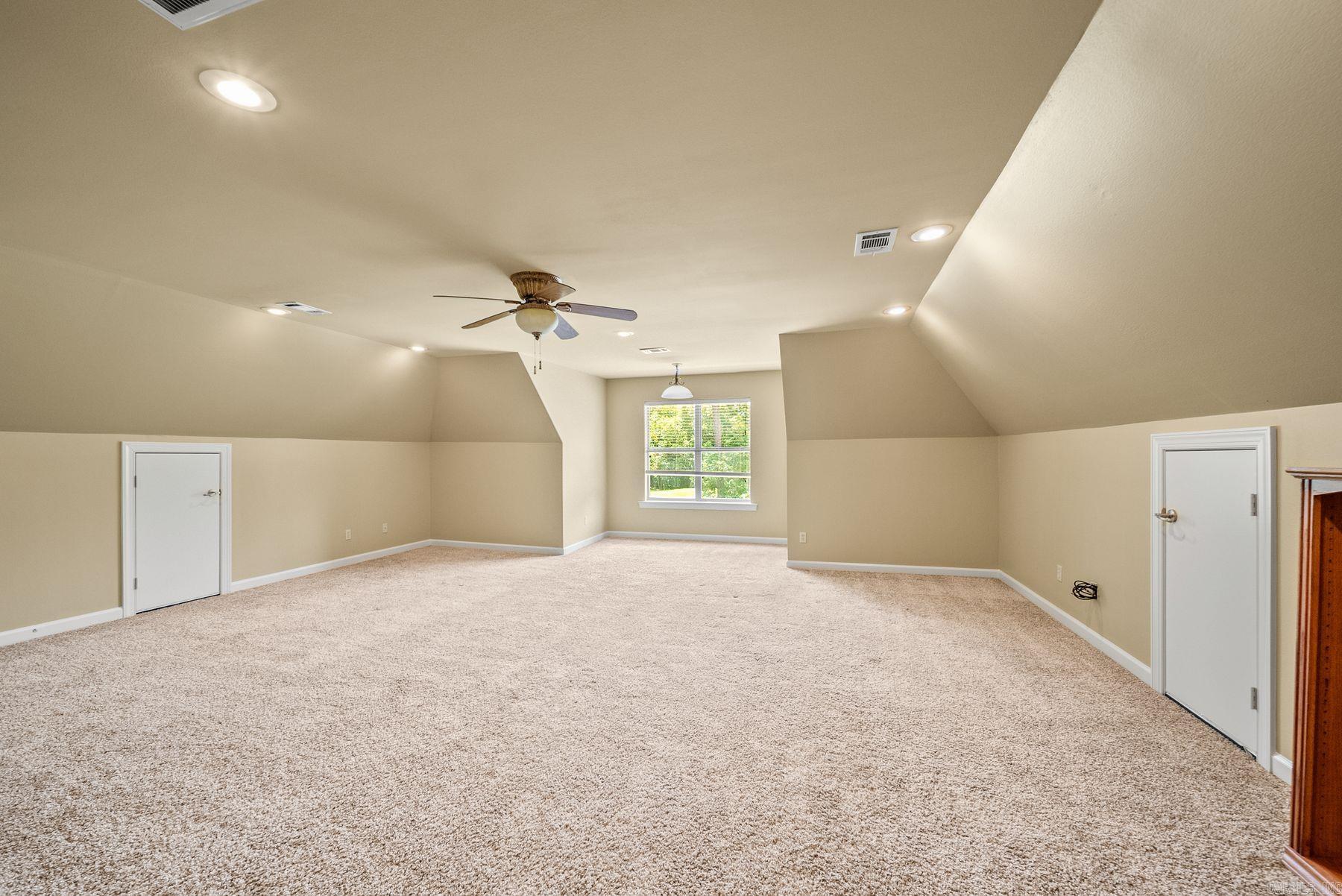 127 Grenoble  Maumelle, AR