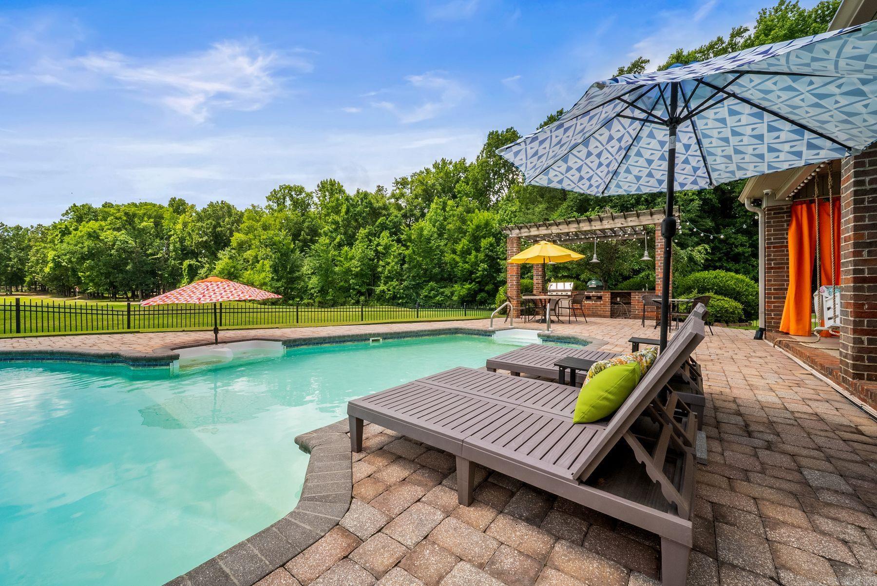 127 Grenoble  Maumelle, AR