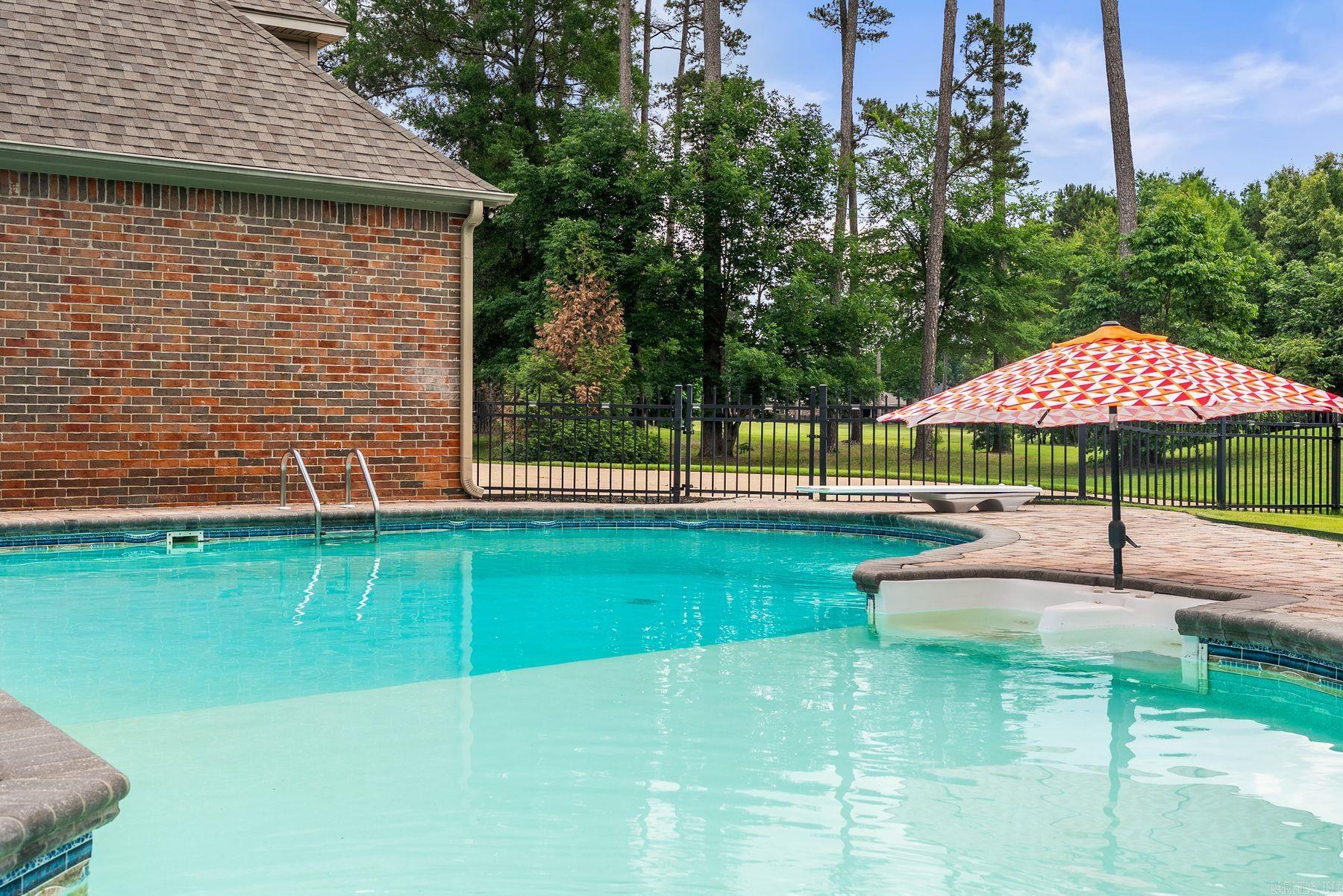 127 Grenoble  Maumelle, AR