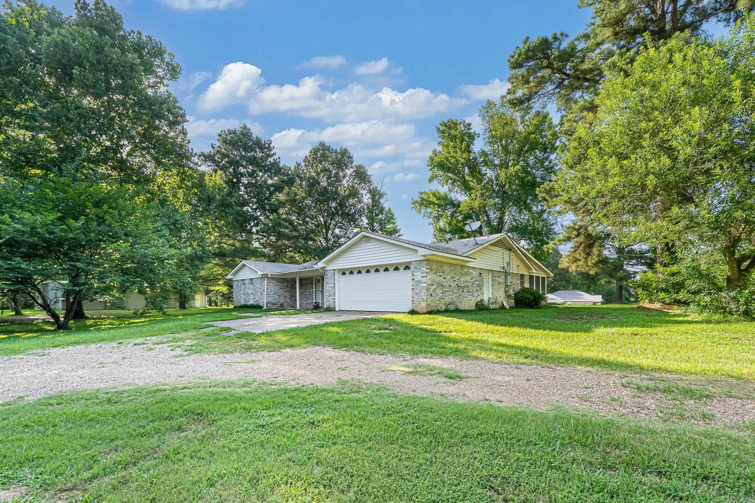 111 Angel Walk Ln  De Queen, AR