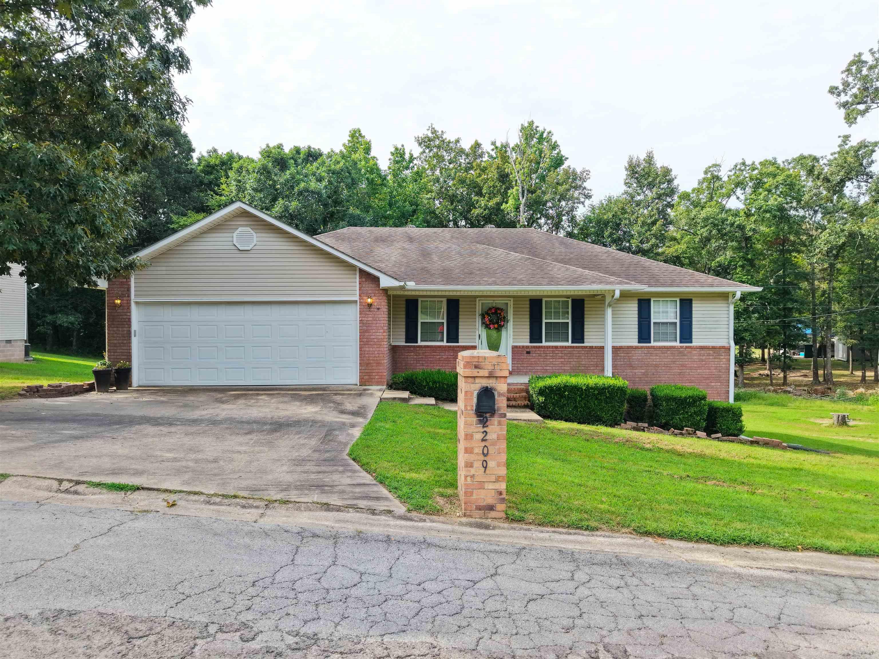 2209 Highland  Pocahontas, AR