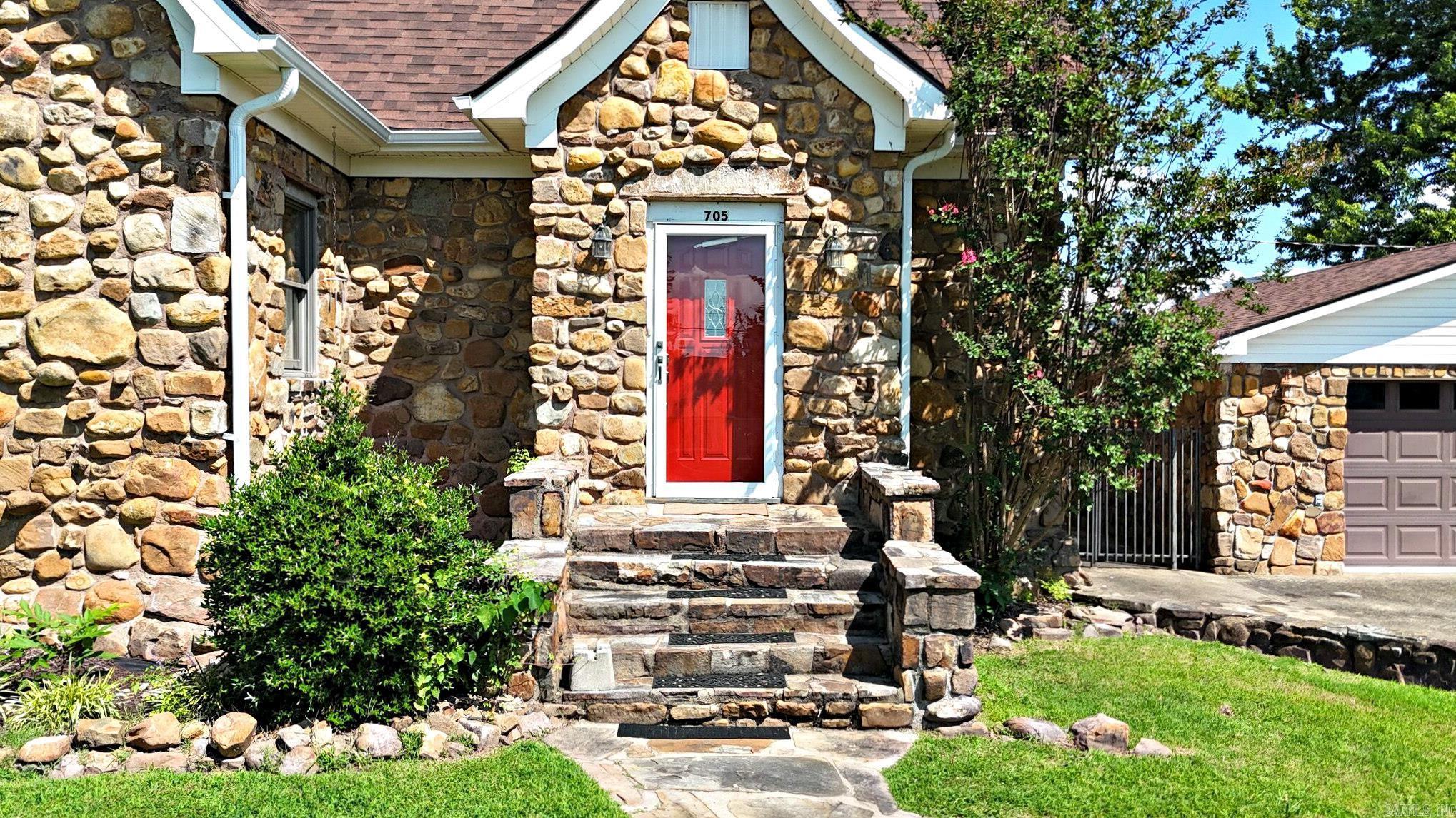 705 Church Avenue  Mena, AR