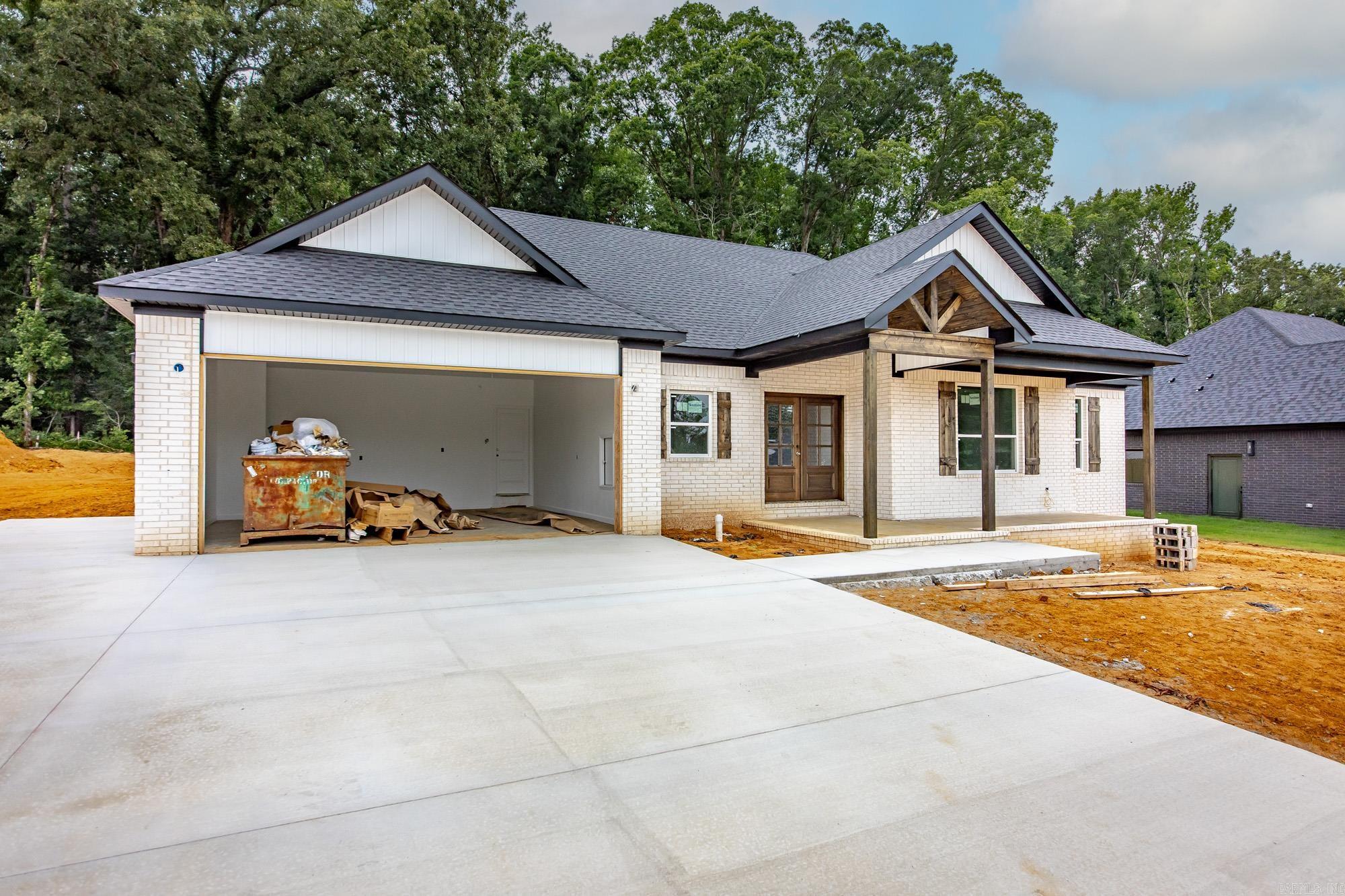 1046 Stagecoach  Cabot, AR