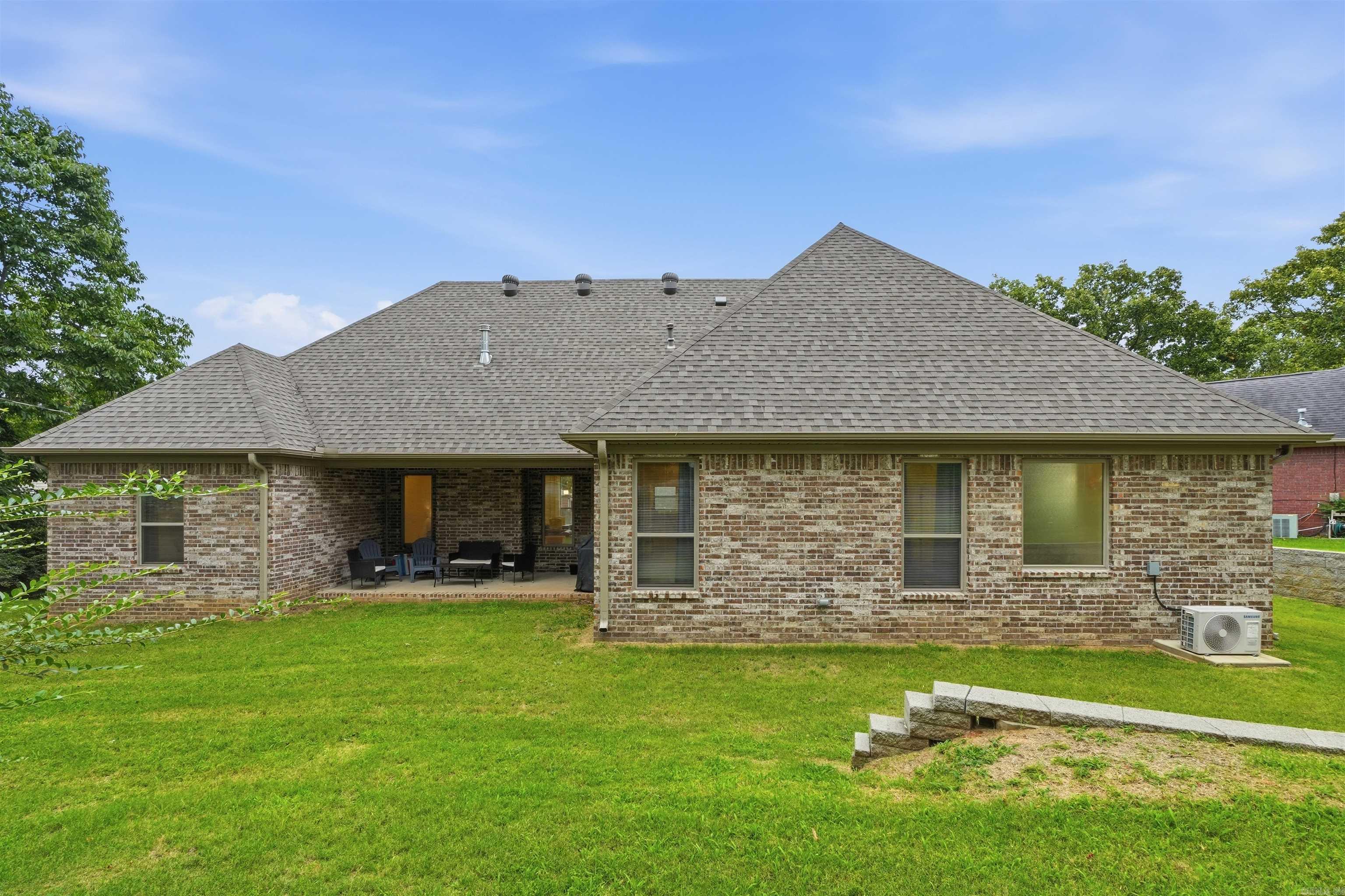 9748 Acorn  Sherwood, AR