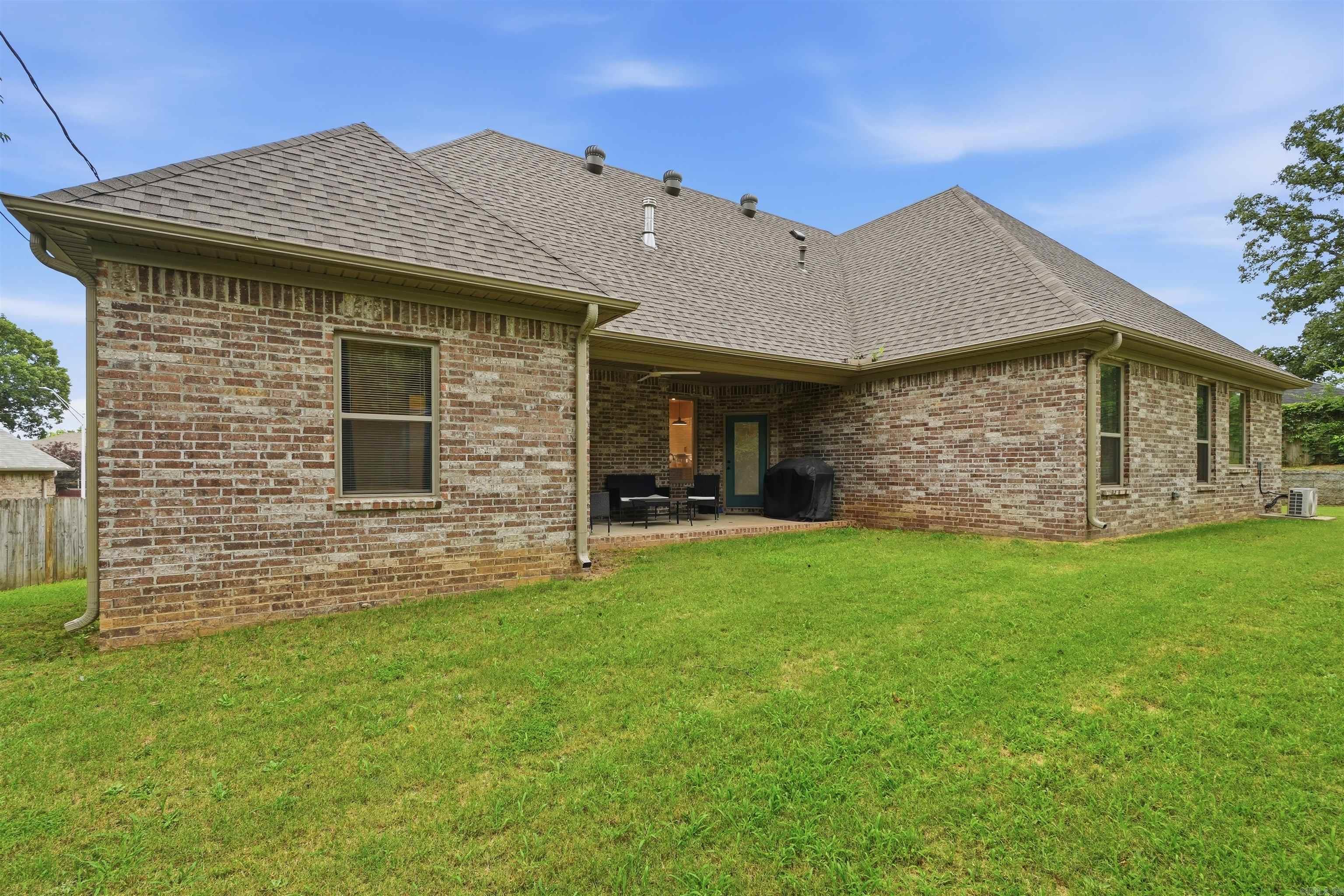 9748 Acorn  Sherwood, AR