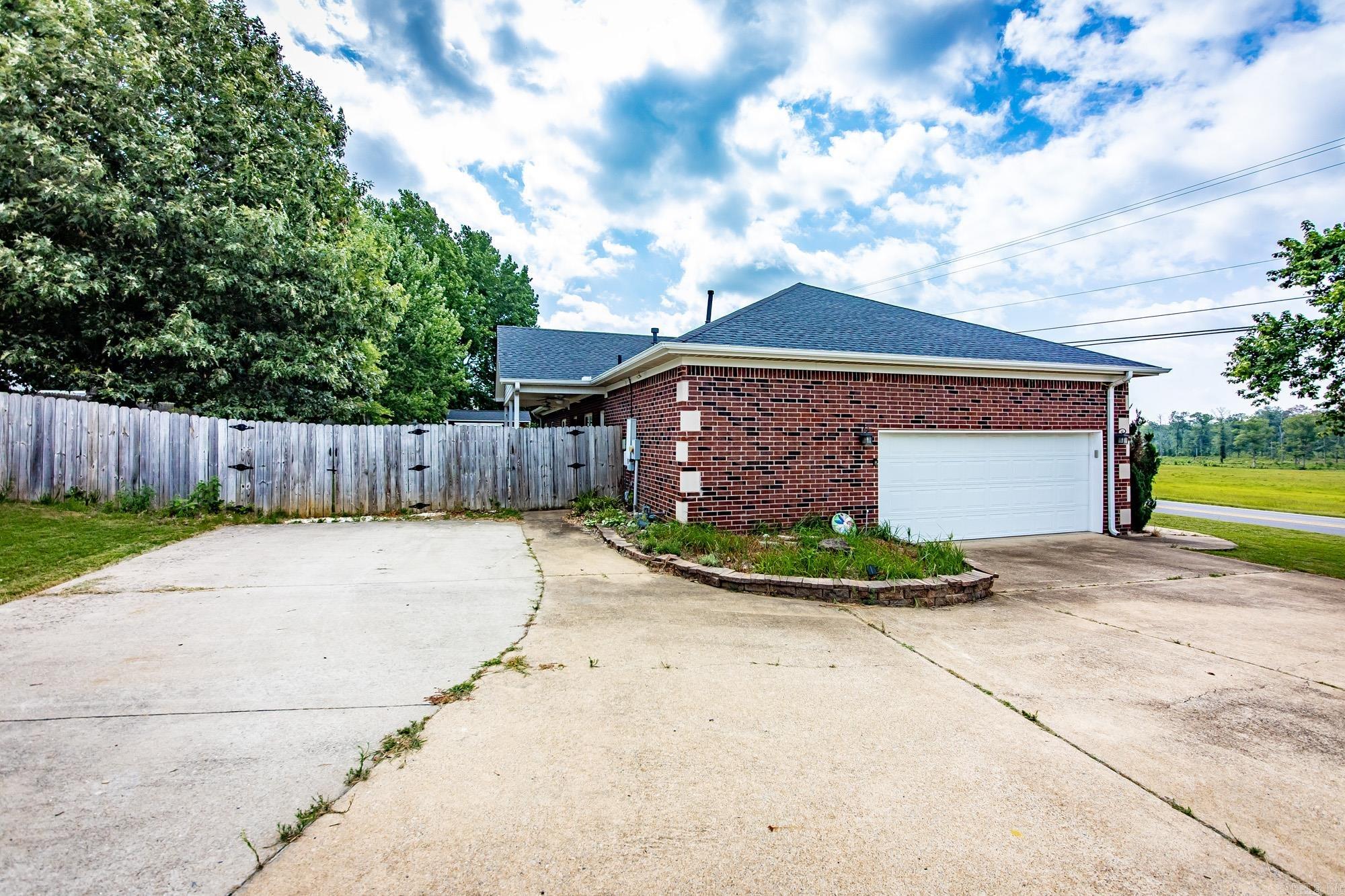 3640 W Main Street  Cabot, AR