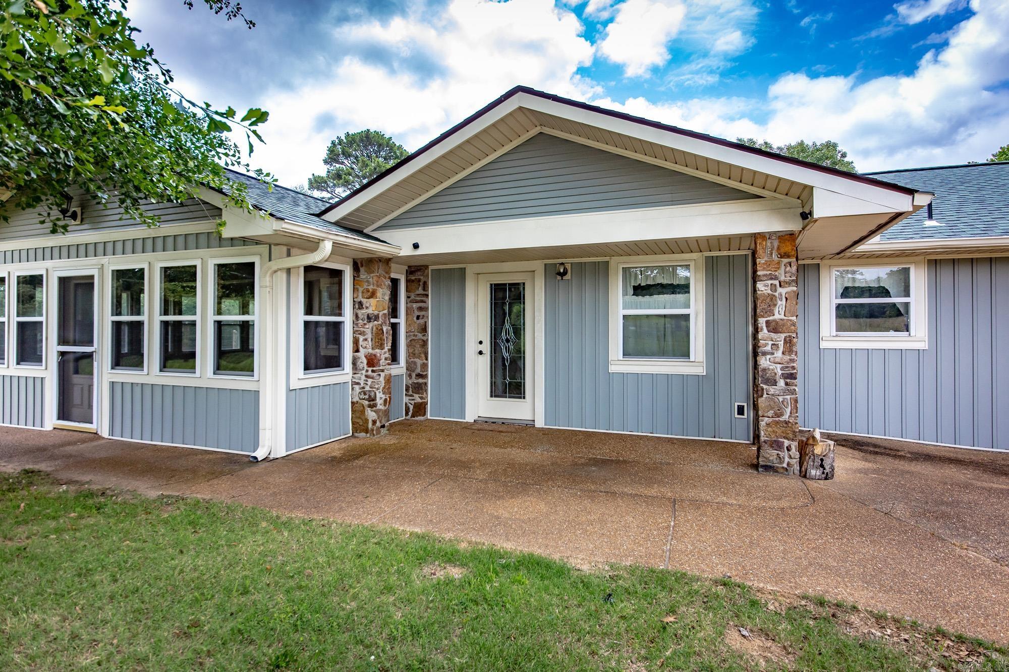 205 Mountain Trail  Shirley, AR