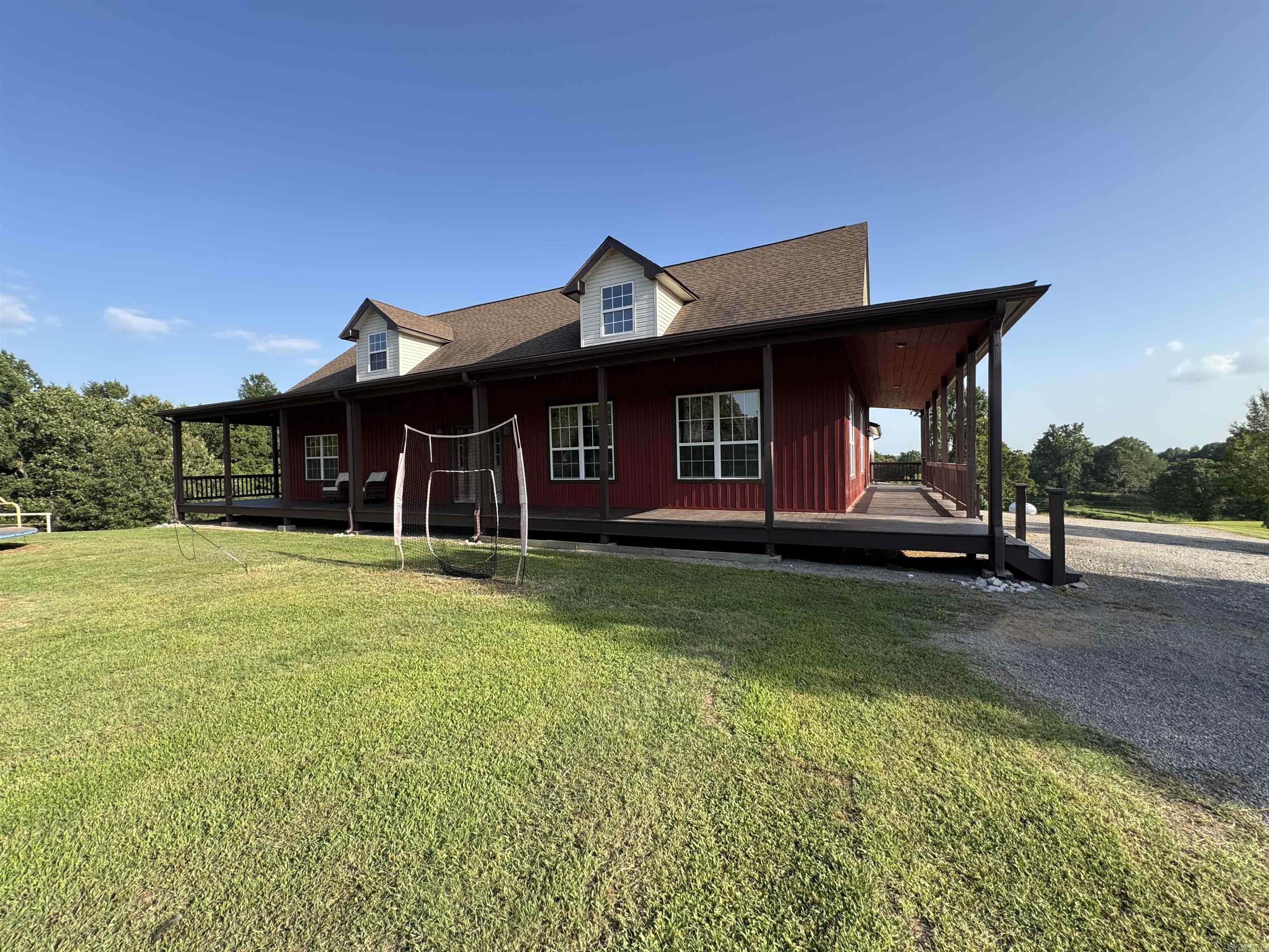 2702 Country 450  Piggott, AR