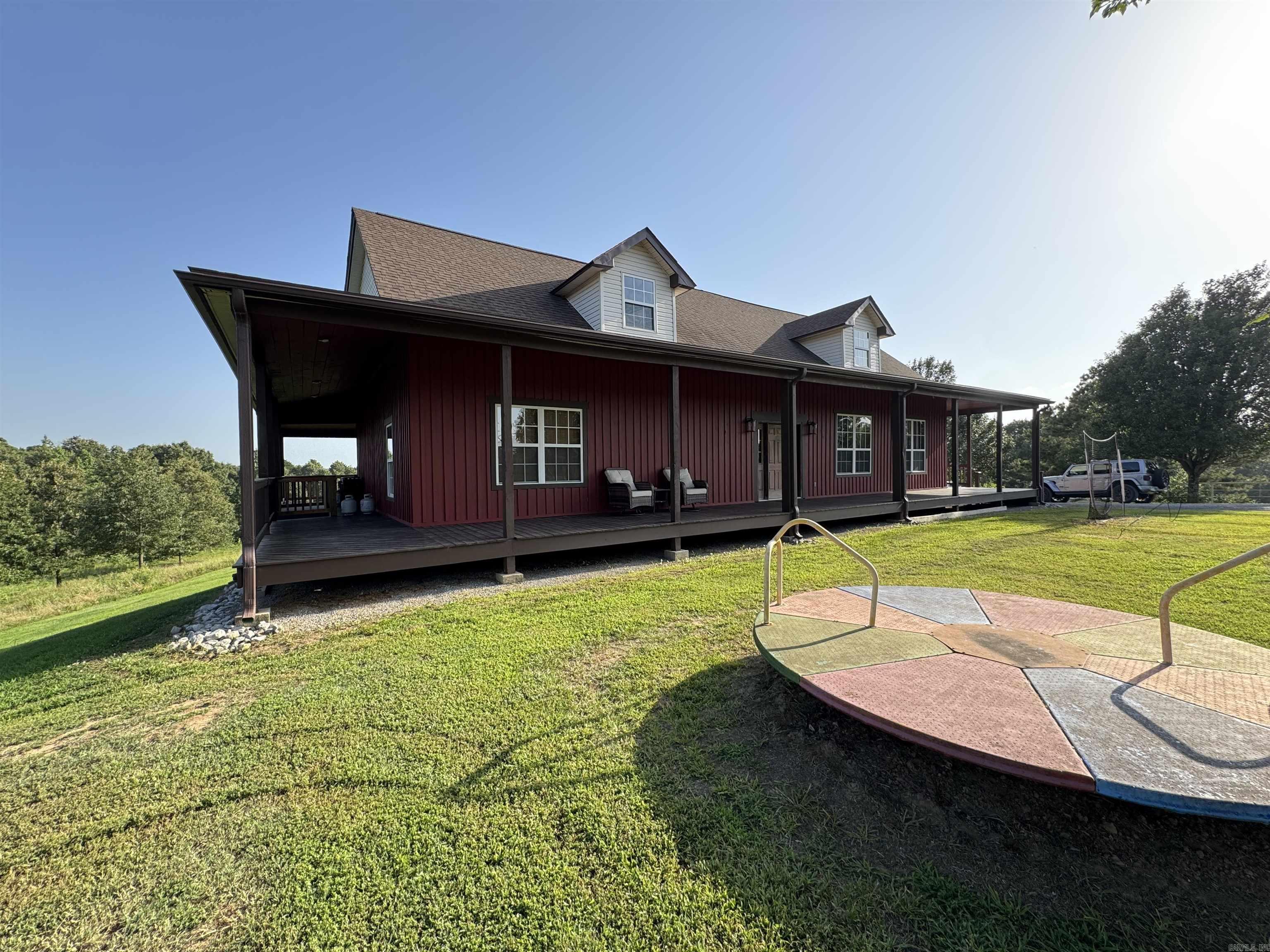 2702 Country 450  Piggott, AR