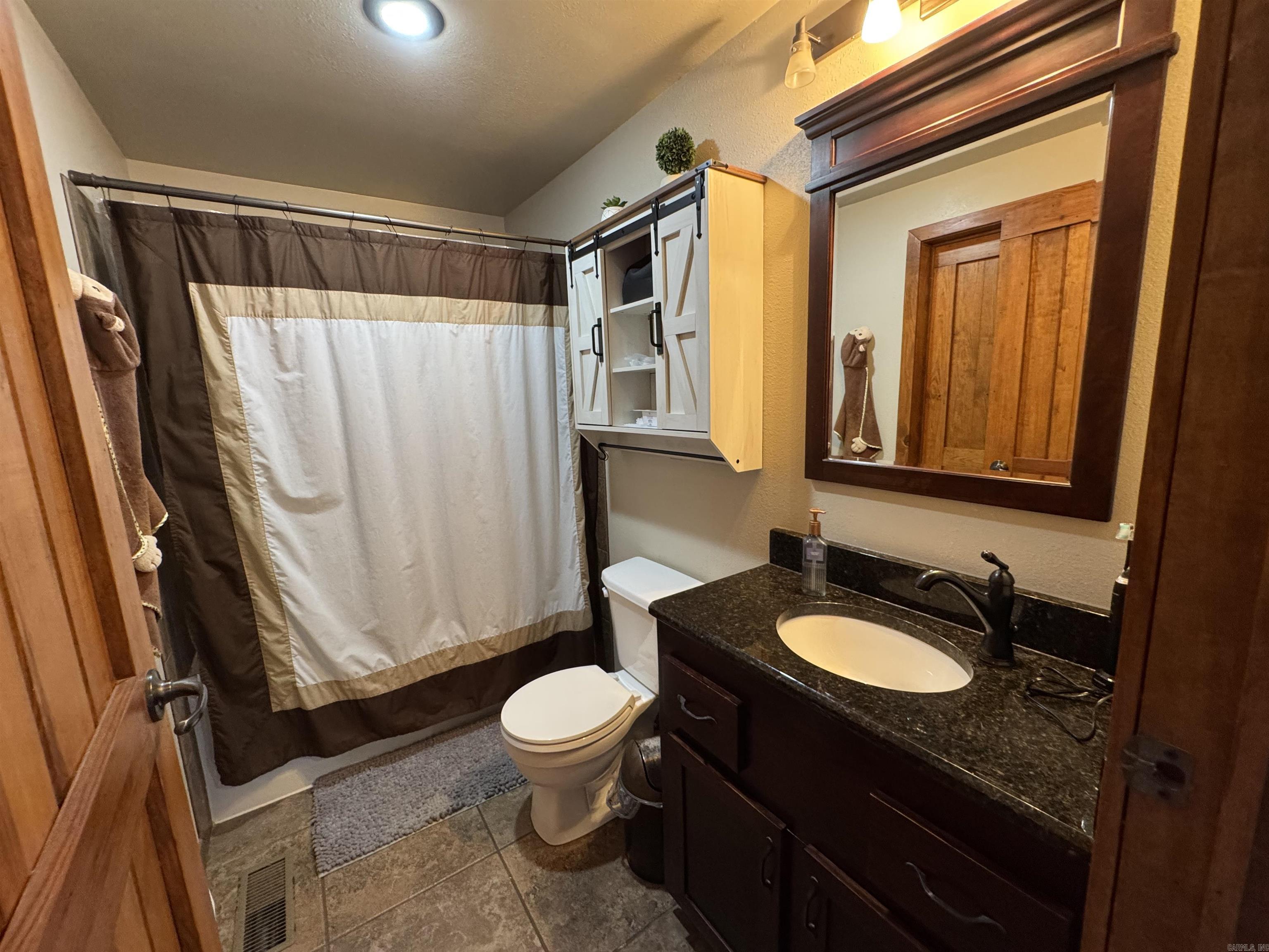 2702 Country 450  Piggott, AR