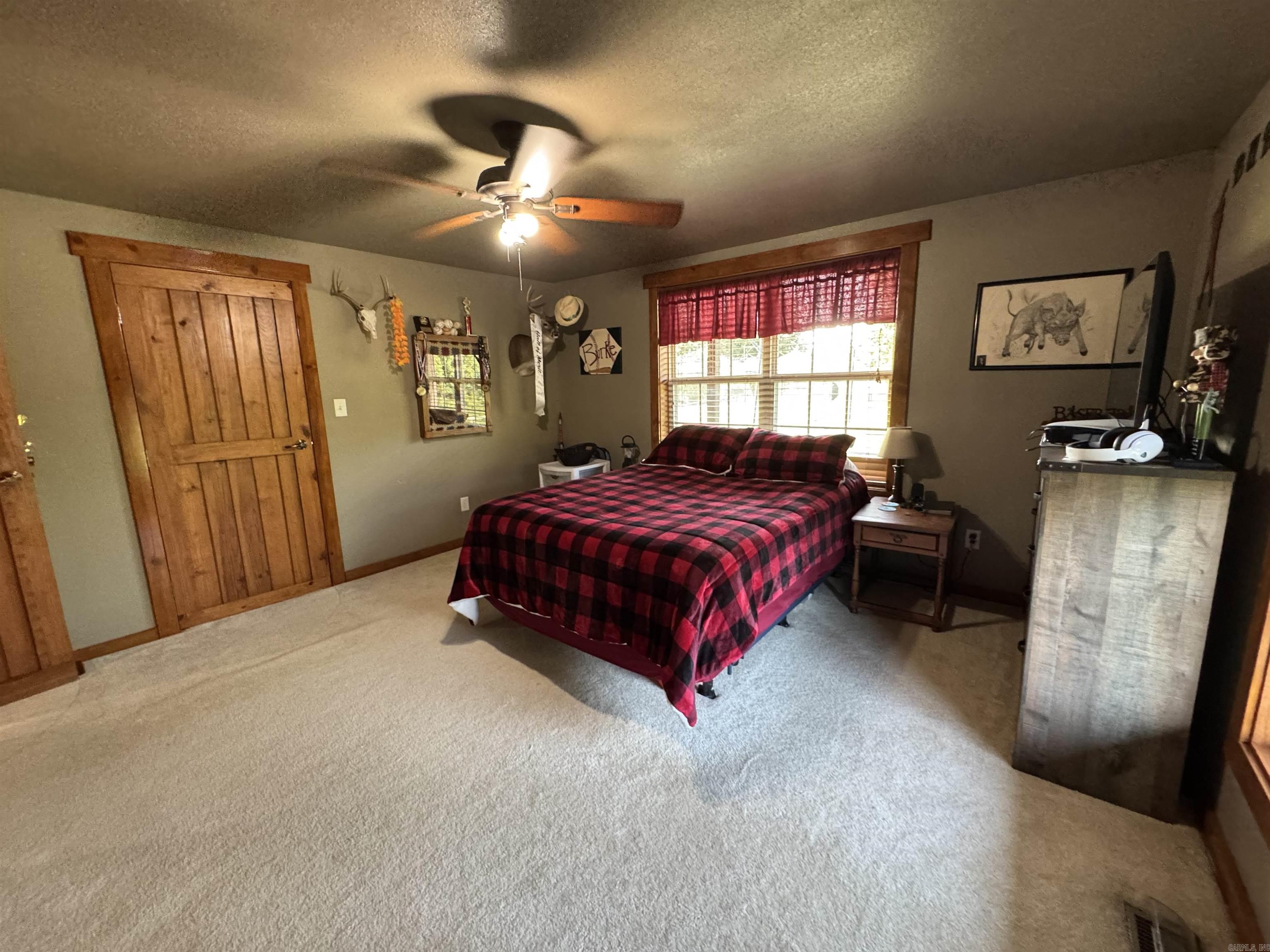 2702 Country 450  Piggott, AR