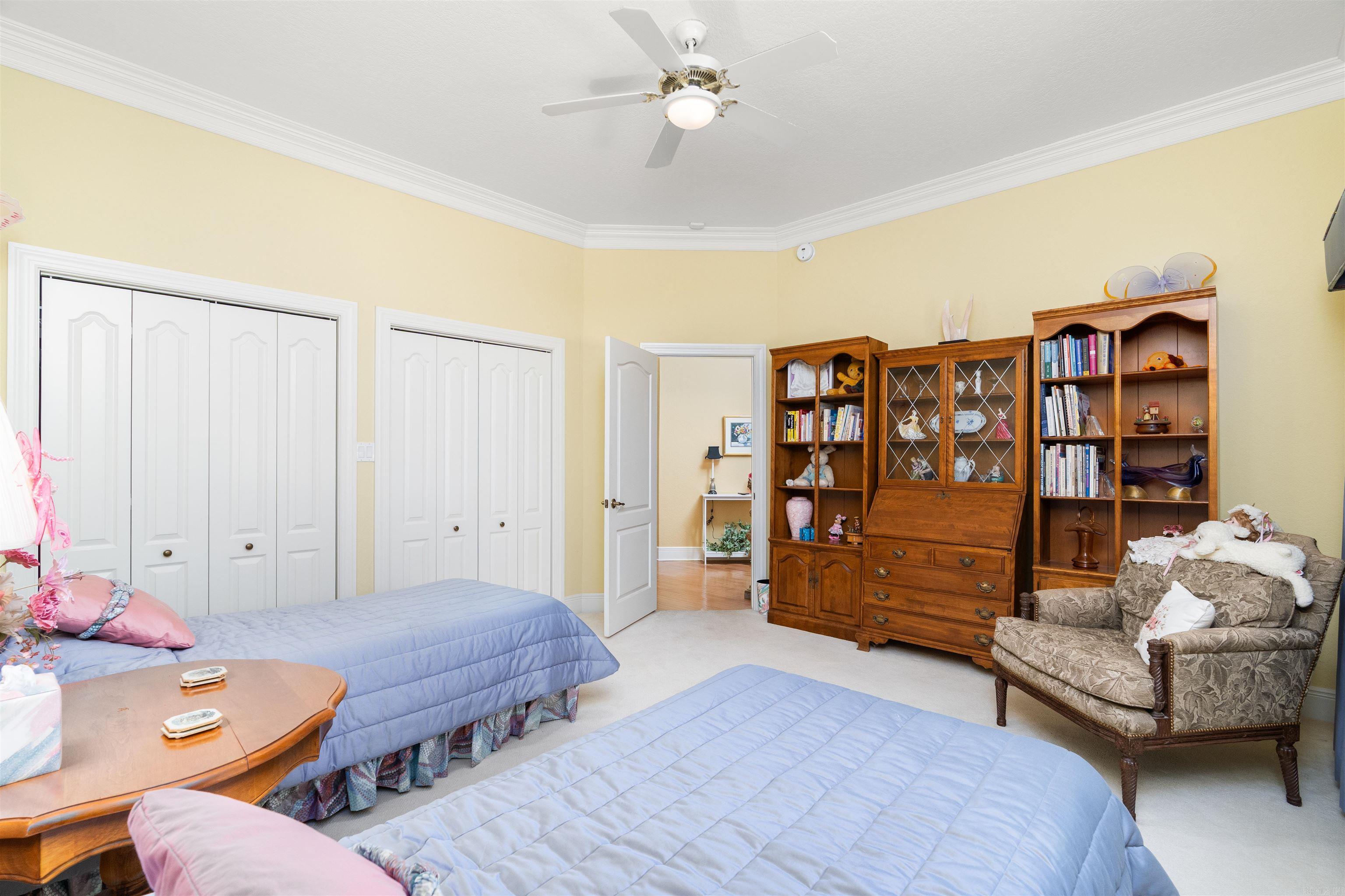 10 Guindola  Hot Springs Village, AR