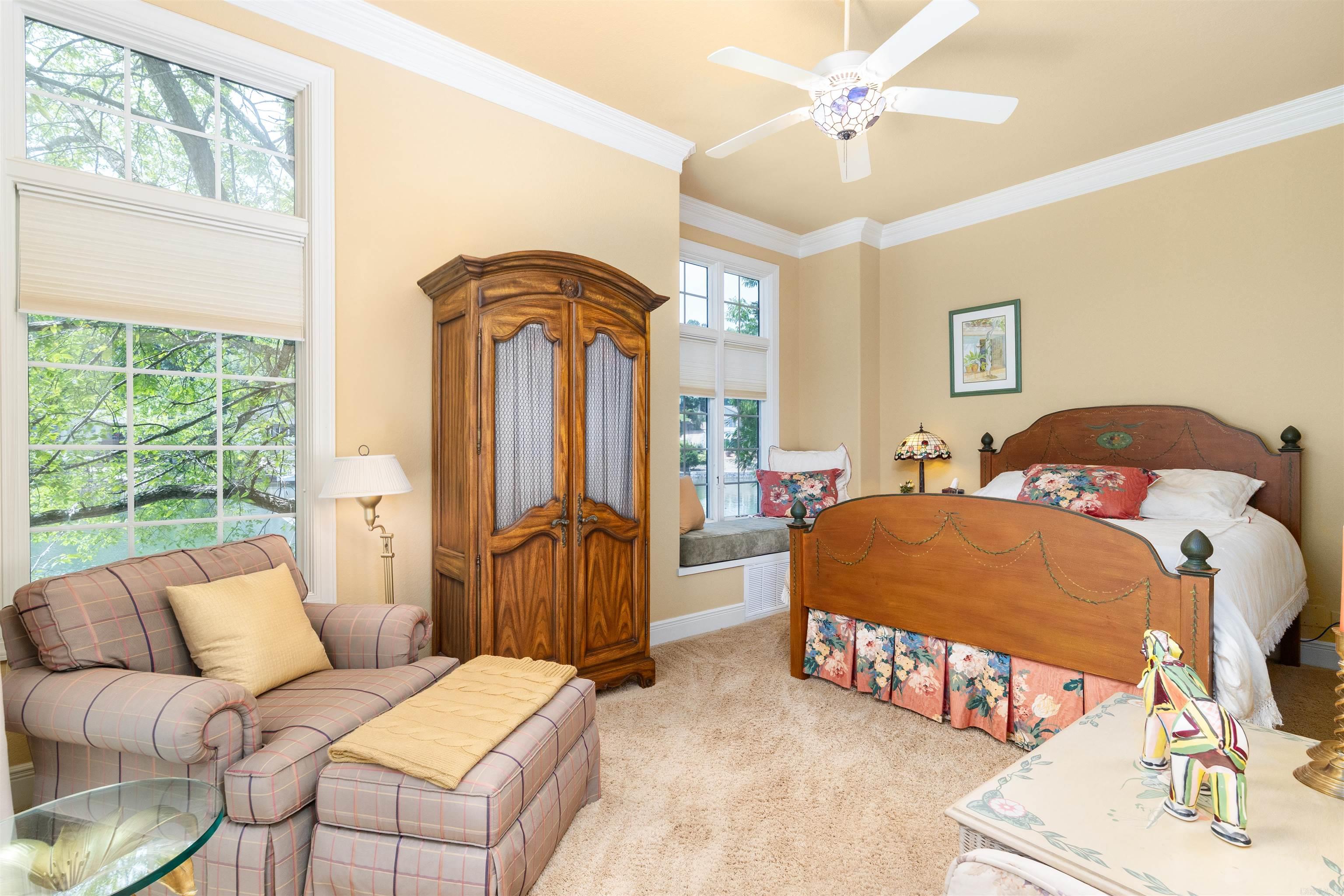 10 Guindola  Hot Springs Village, AR