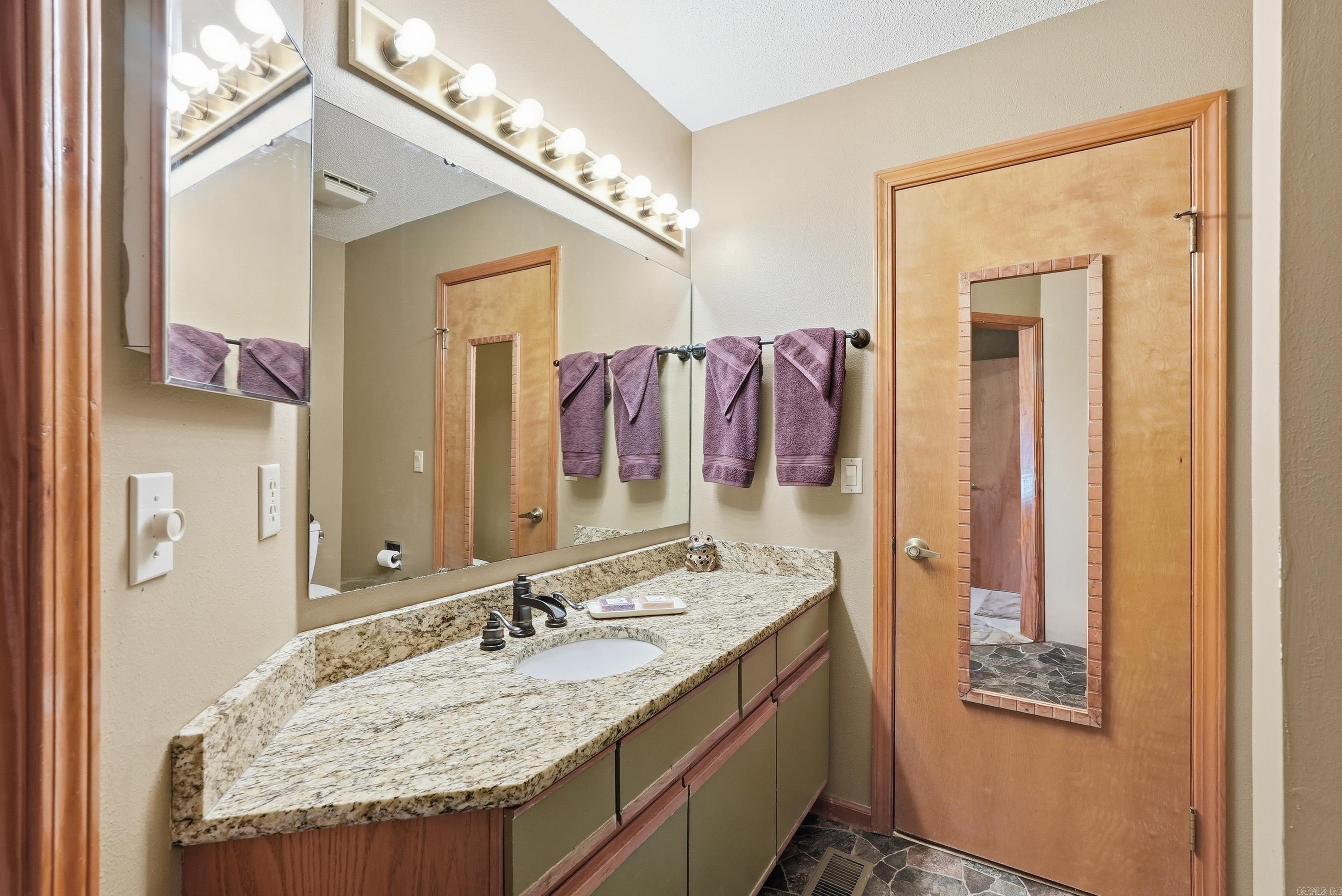 106 Dahlia  Fairfield Bay, AR