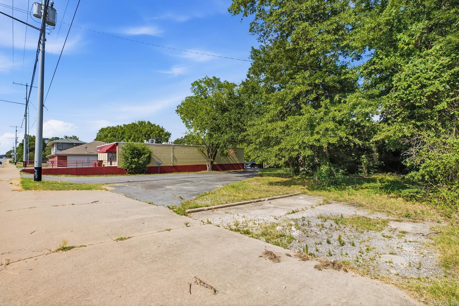 1601 S University  Little Rock, AR