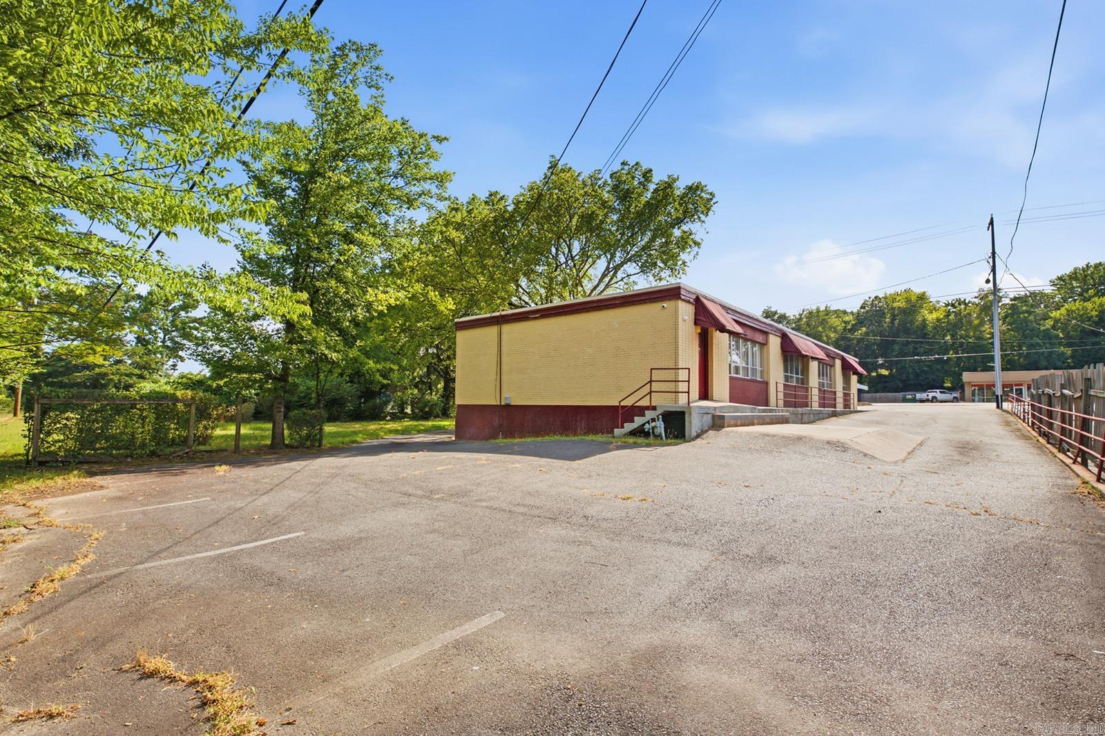 1601 S University  Little Rock, AR